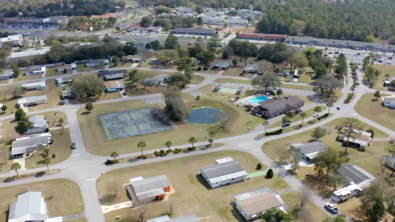 Aerial view of the Pine Run Estates community and homes.