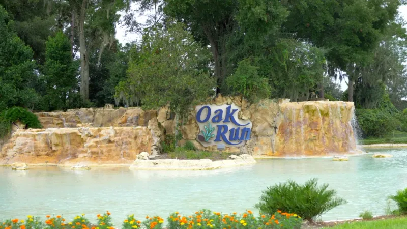 Monument sign at the entrance of Oak Run.