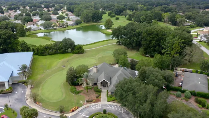 Amenities surrounded by Oak Run's golf course