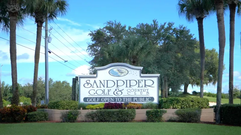 Monument sign located at entrance of Sandpiper Golf & Country Club.