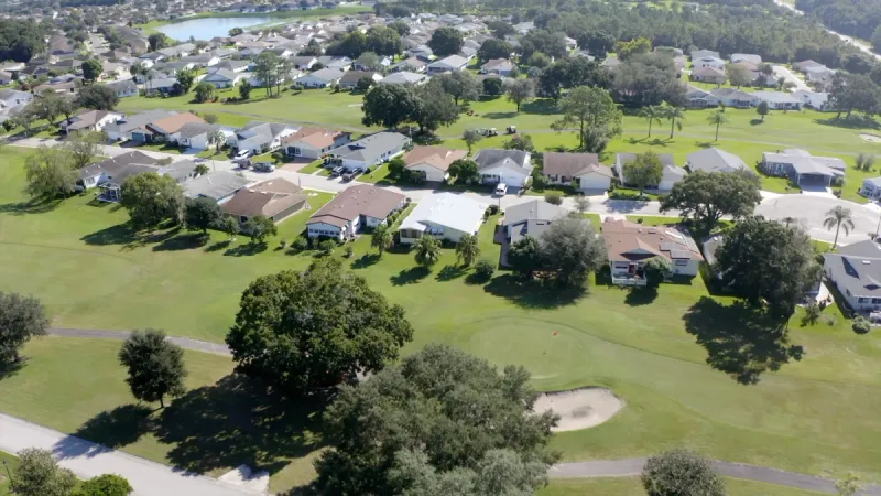 Highland Fairways homes backing up to community golf course.