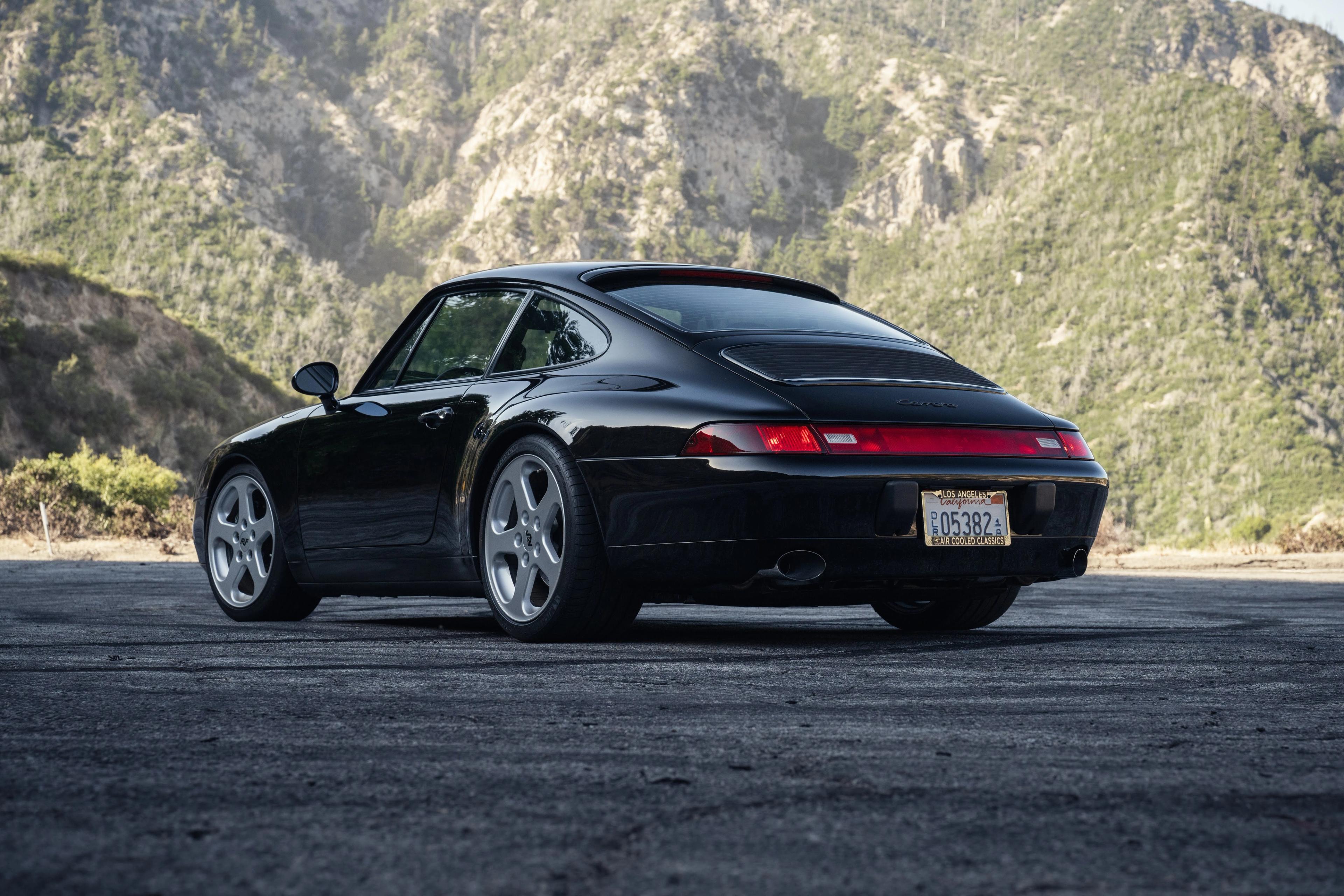 1996 Porsche 993  — photo 2