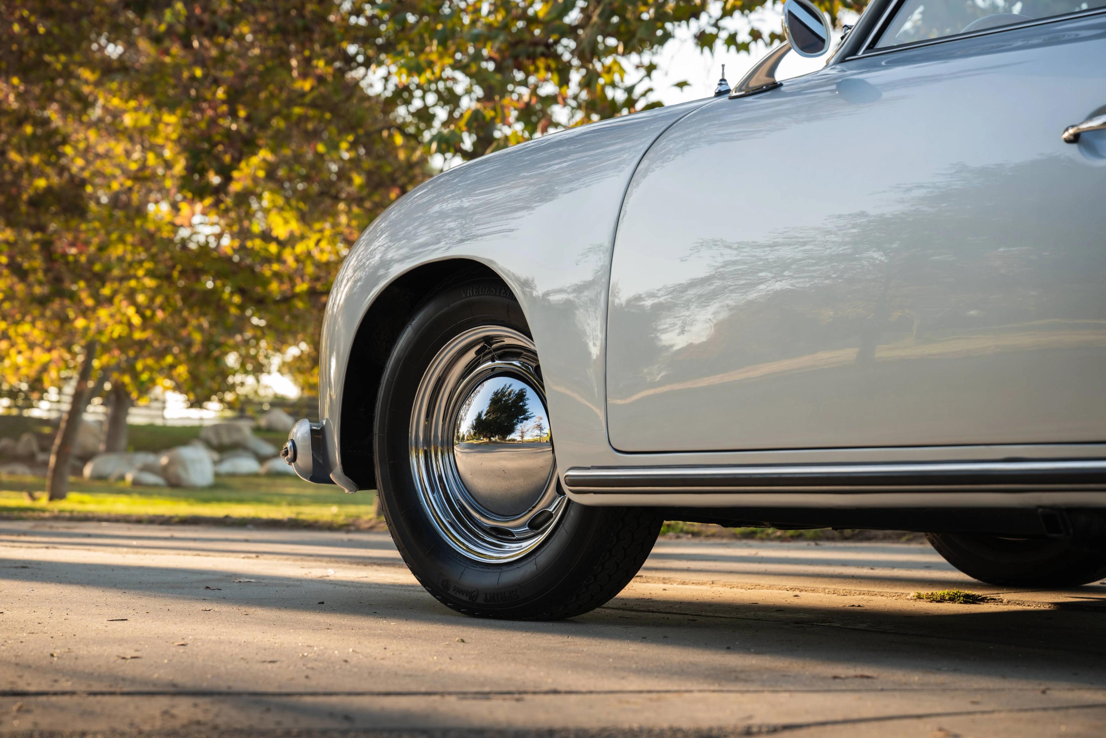 1959 Sunroof Coupe — photo 6