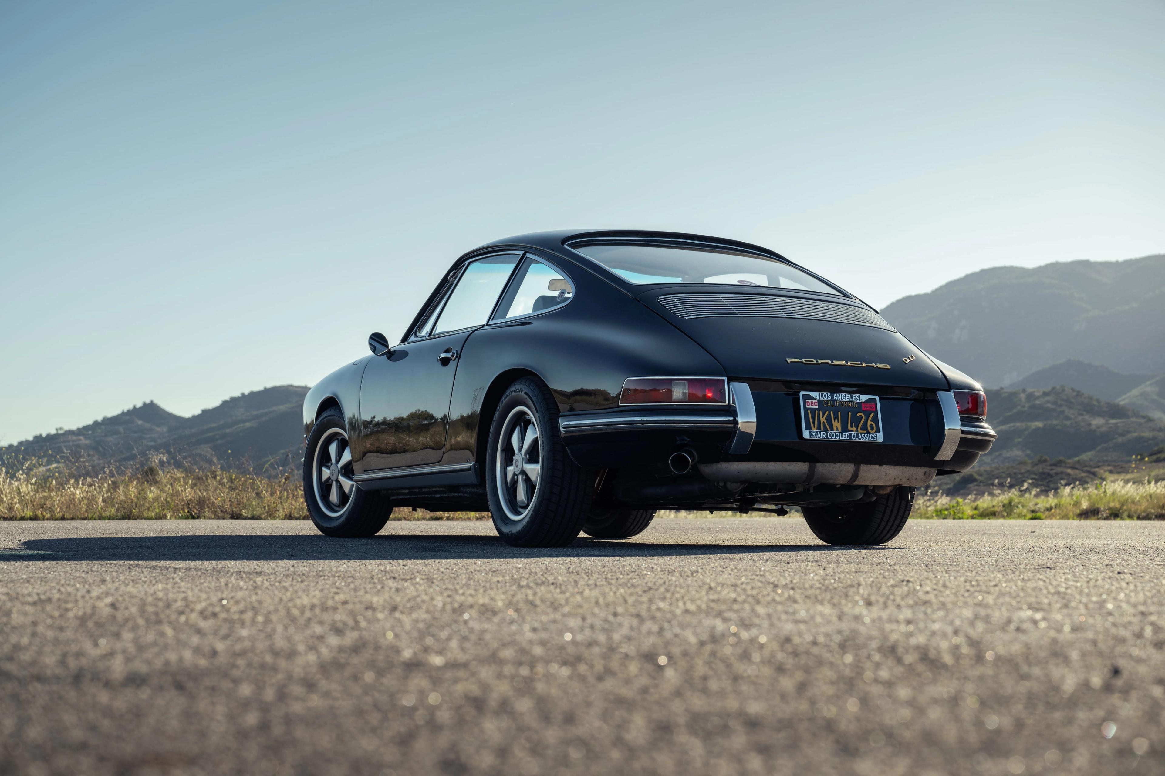 1965 Porsche 911 — photo 3