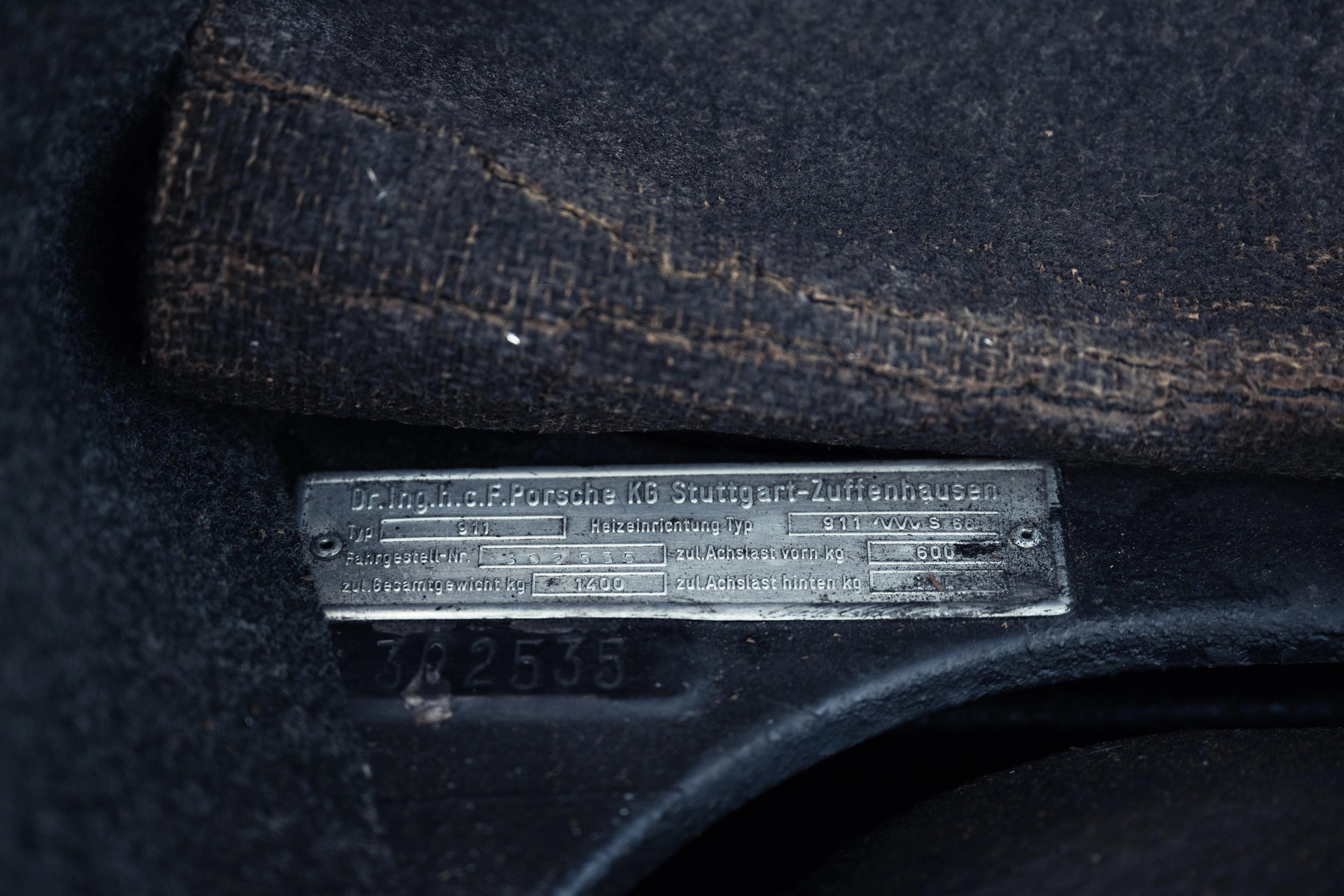 1965 Porsche 911 — photo 21