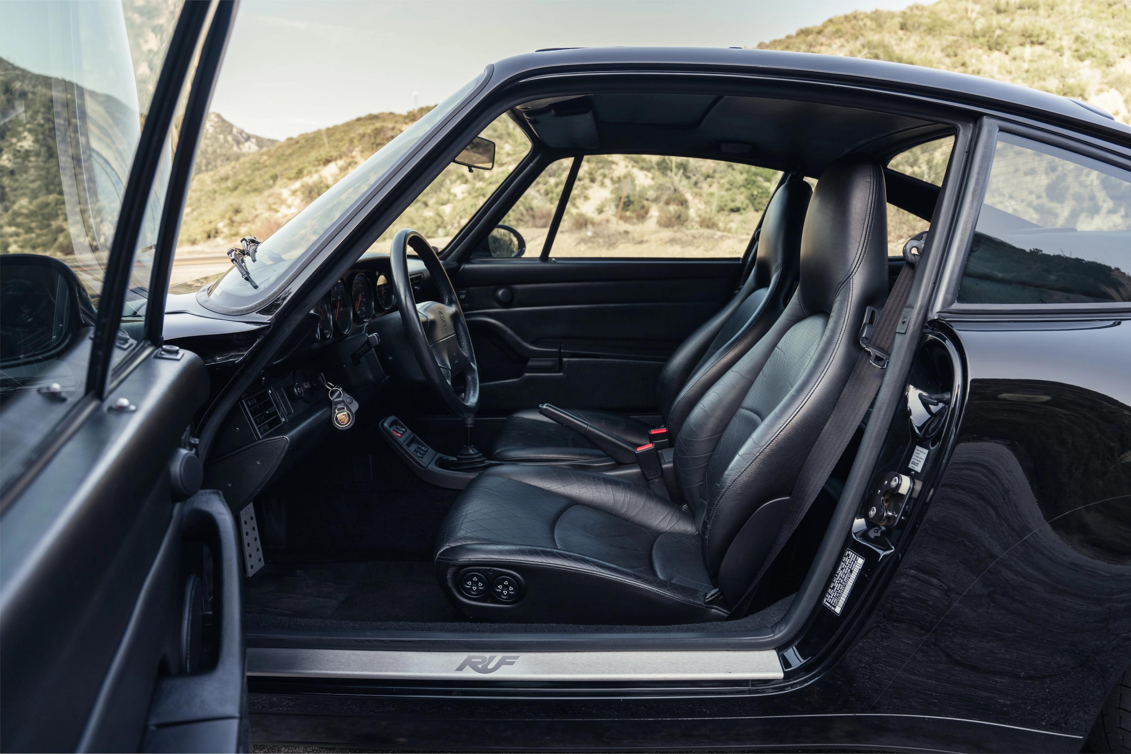 1996 Porsche 993  — photo 14