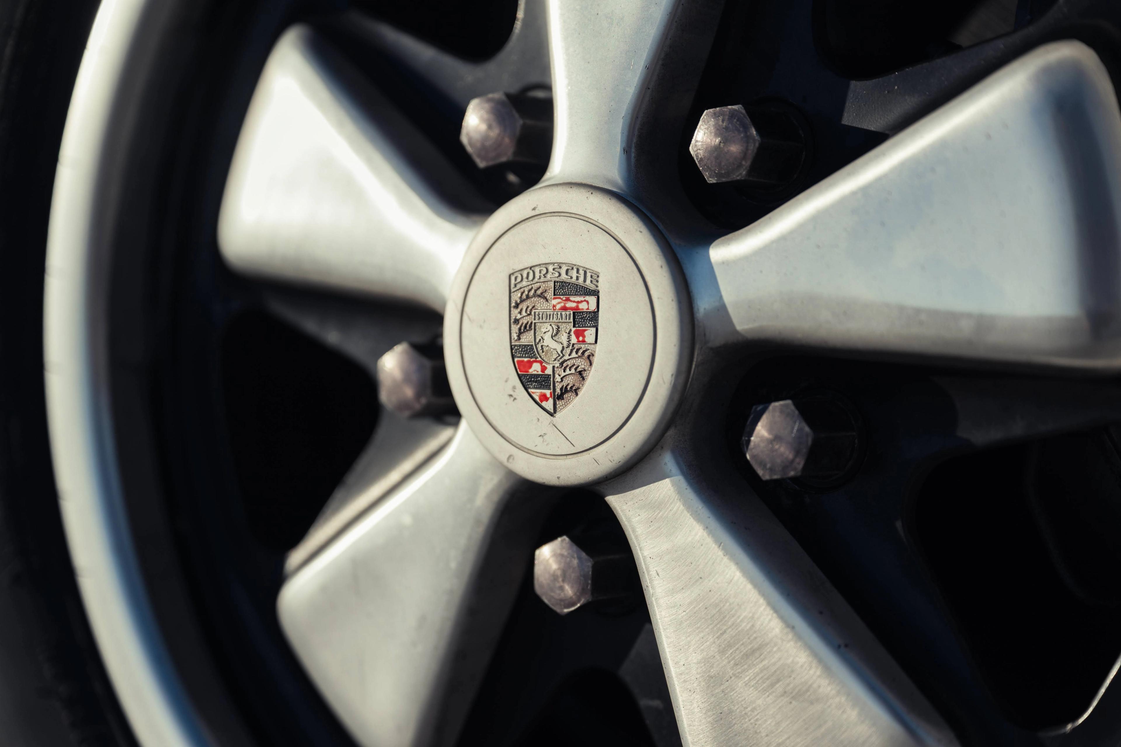 1965 Porsche 911 — photo 18