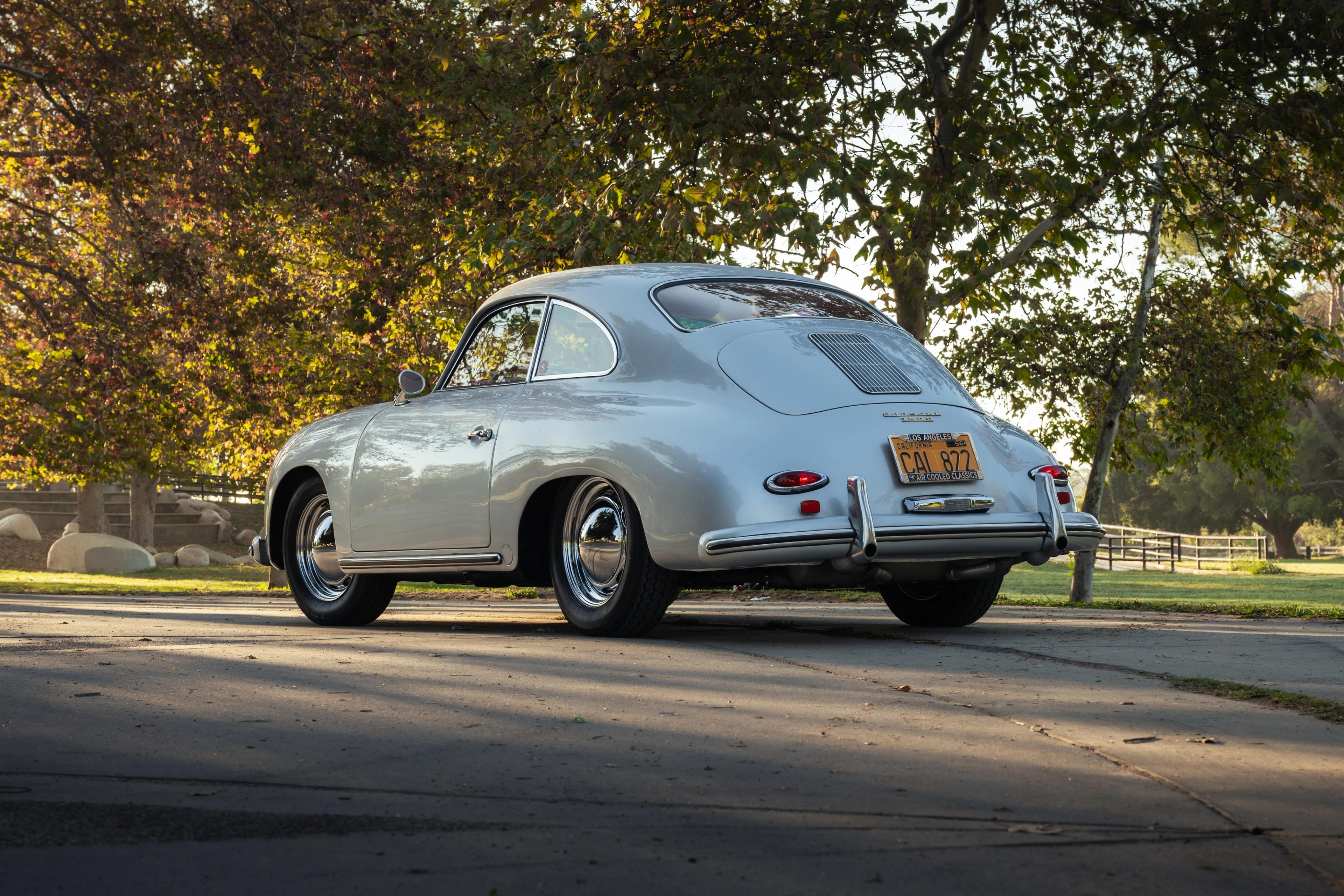 1959 Sunroof Coupe — photo 2