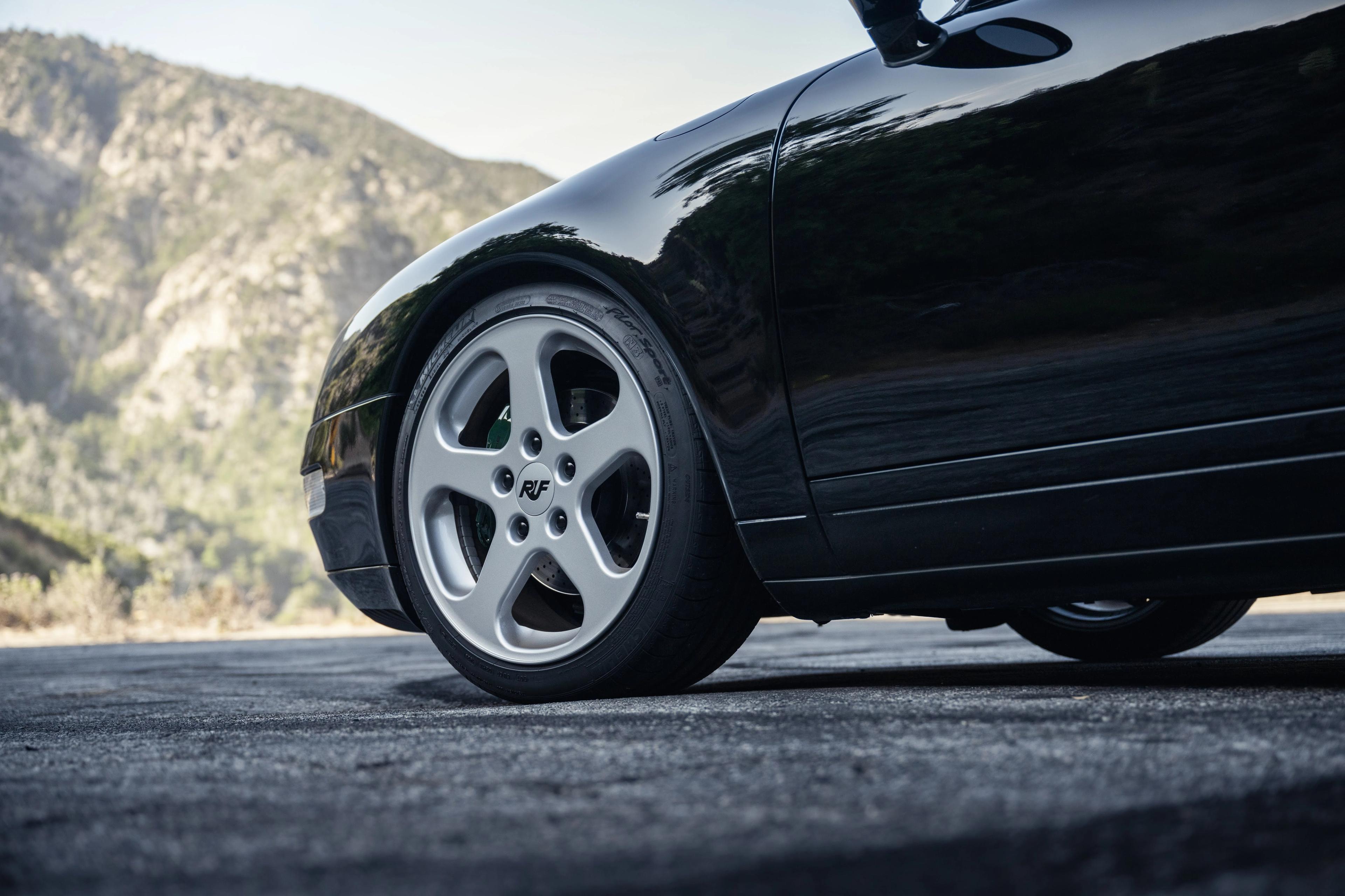 1996 Porsche 993  — photo 9