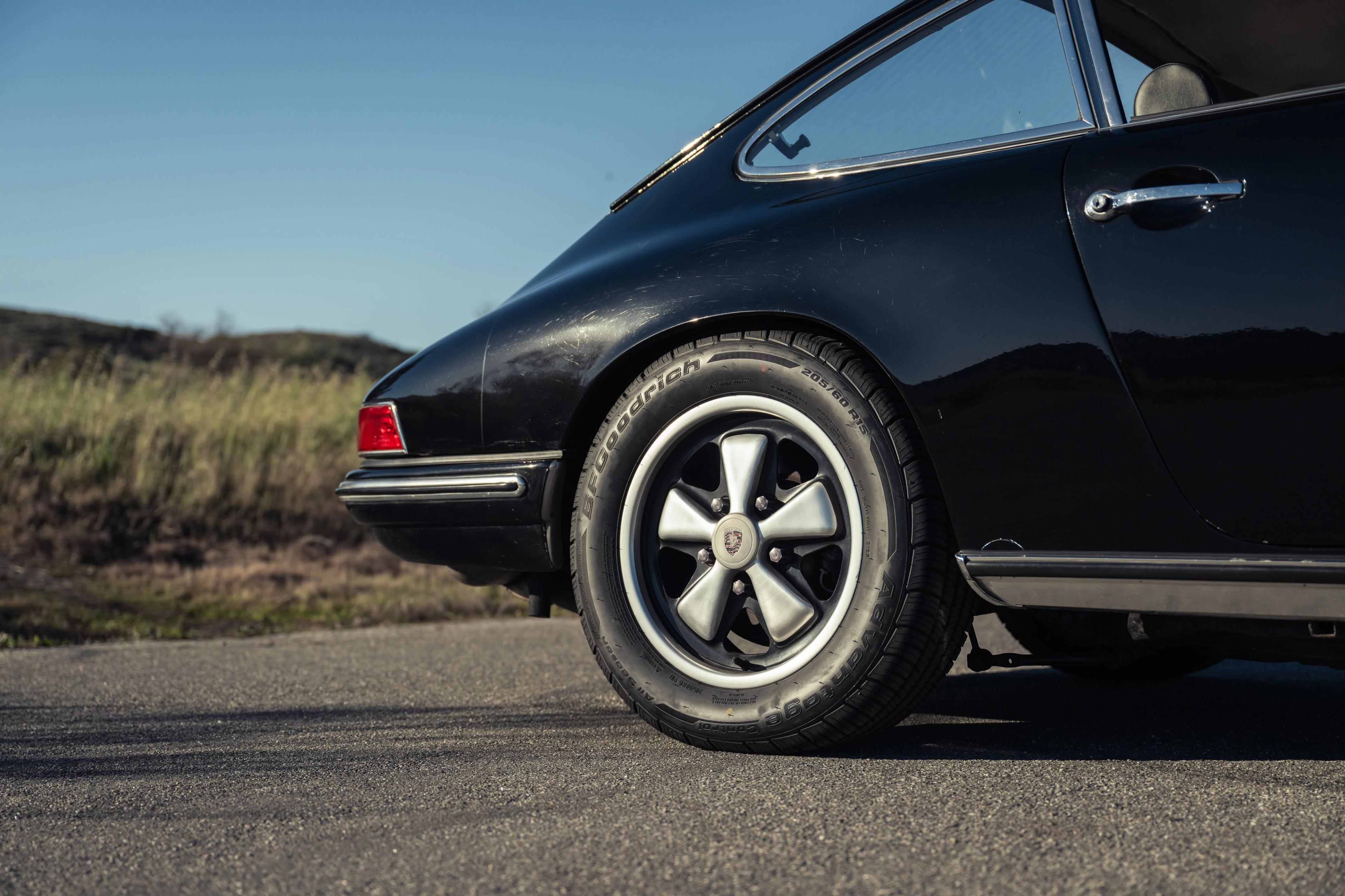 1965 Porsche 911 — photo 11