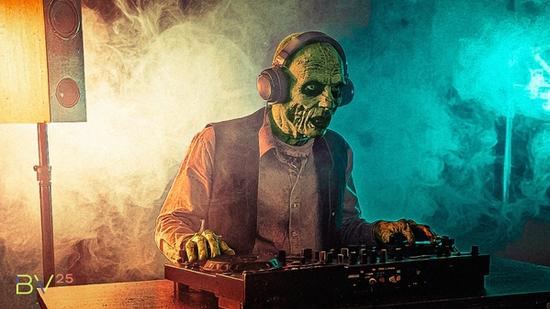 Phobium is back for the groove!