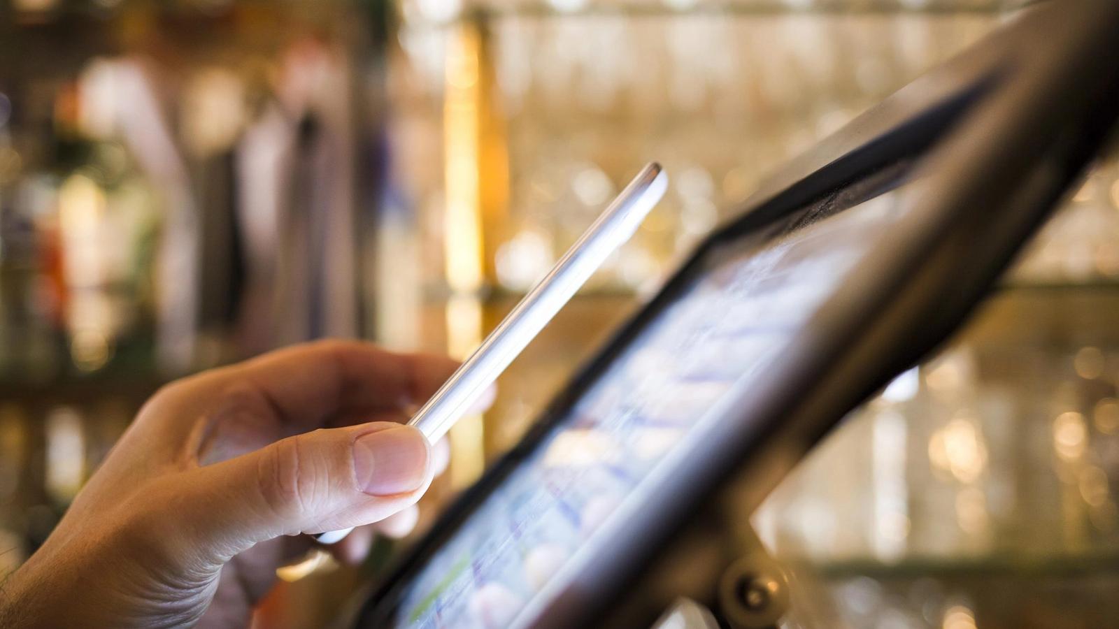 A New Wave of Digital Transformation in the Retail Industry