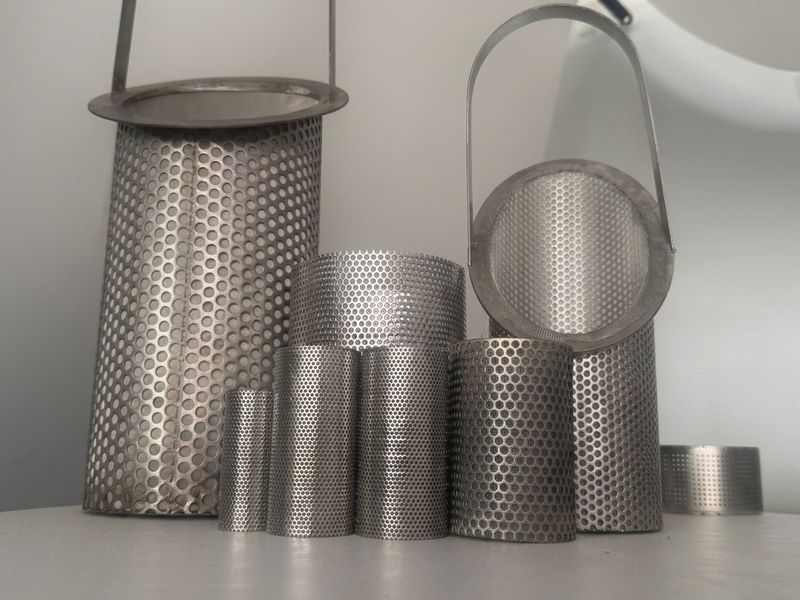 Custom stainless steel perforated filter baskets with lifting handles