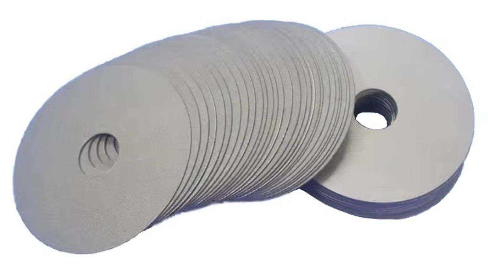 Sintered stainless steel filter disc used for API crystallization slurry filtration in a pharmaceutical Nutsche filter dryer