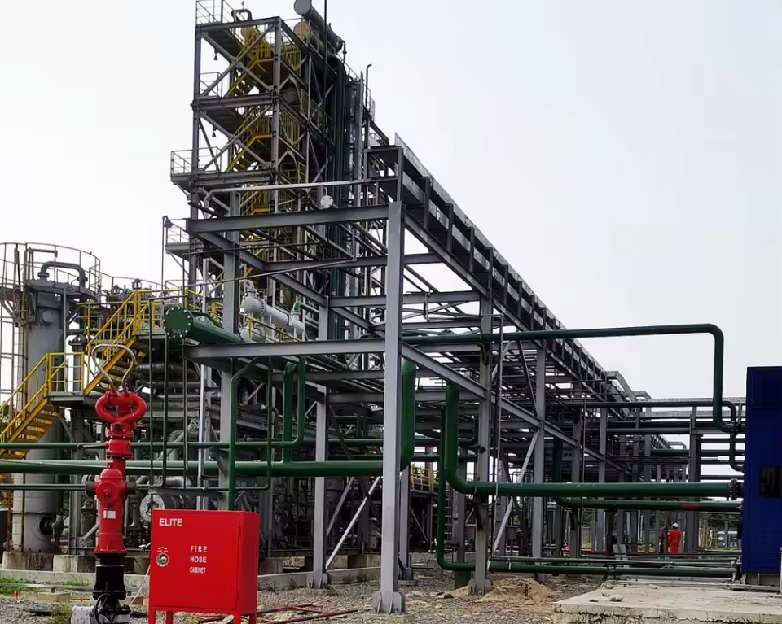 Large stainless steel mesh strainer basket for industrial filtration