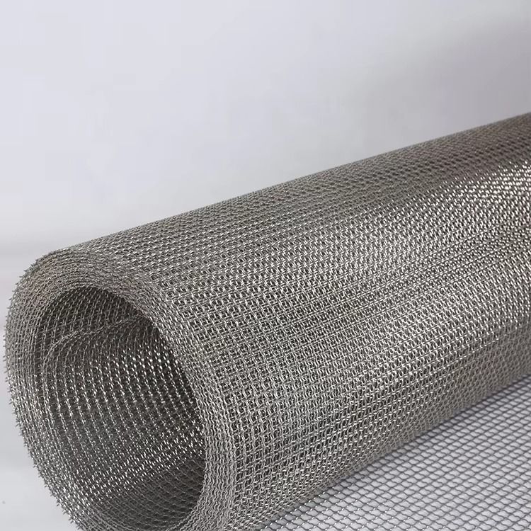 Plain weave stainless steel wire mesh showing uniform square apertures — ideal for explaining mesh count versus micron rating
