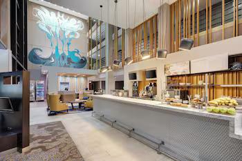  Courtyard by Marriott Austin-University Area