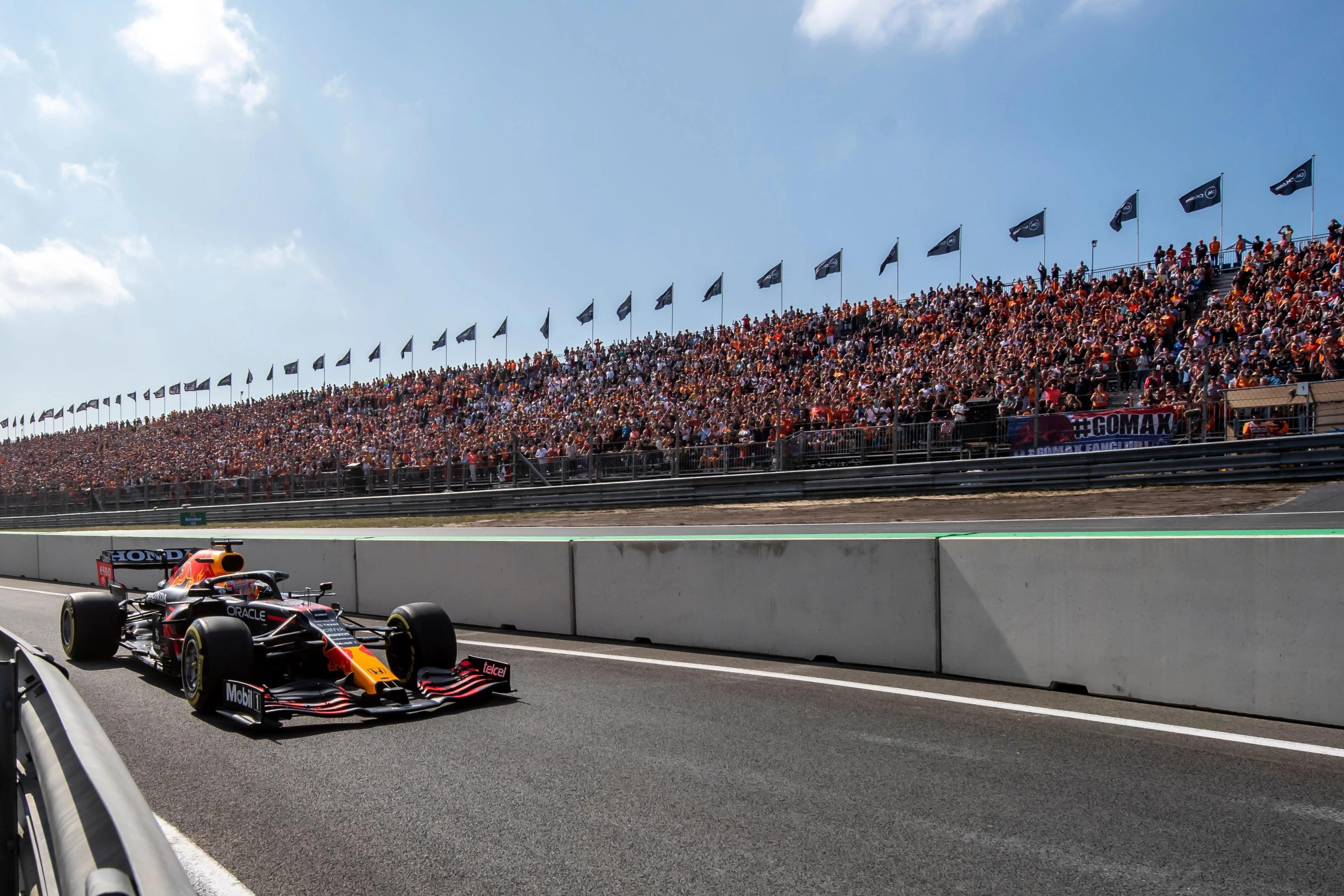 Formula 1 Travel - Experience Grand Prix with hotel and flights