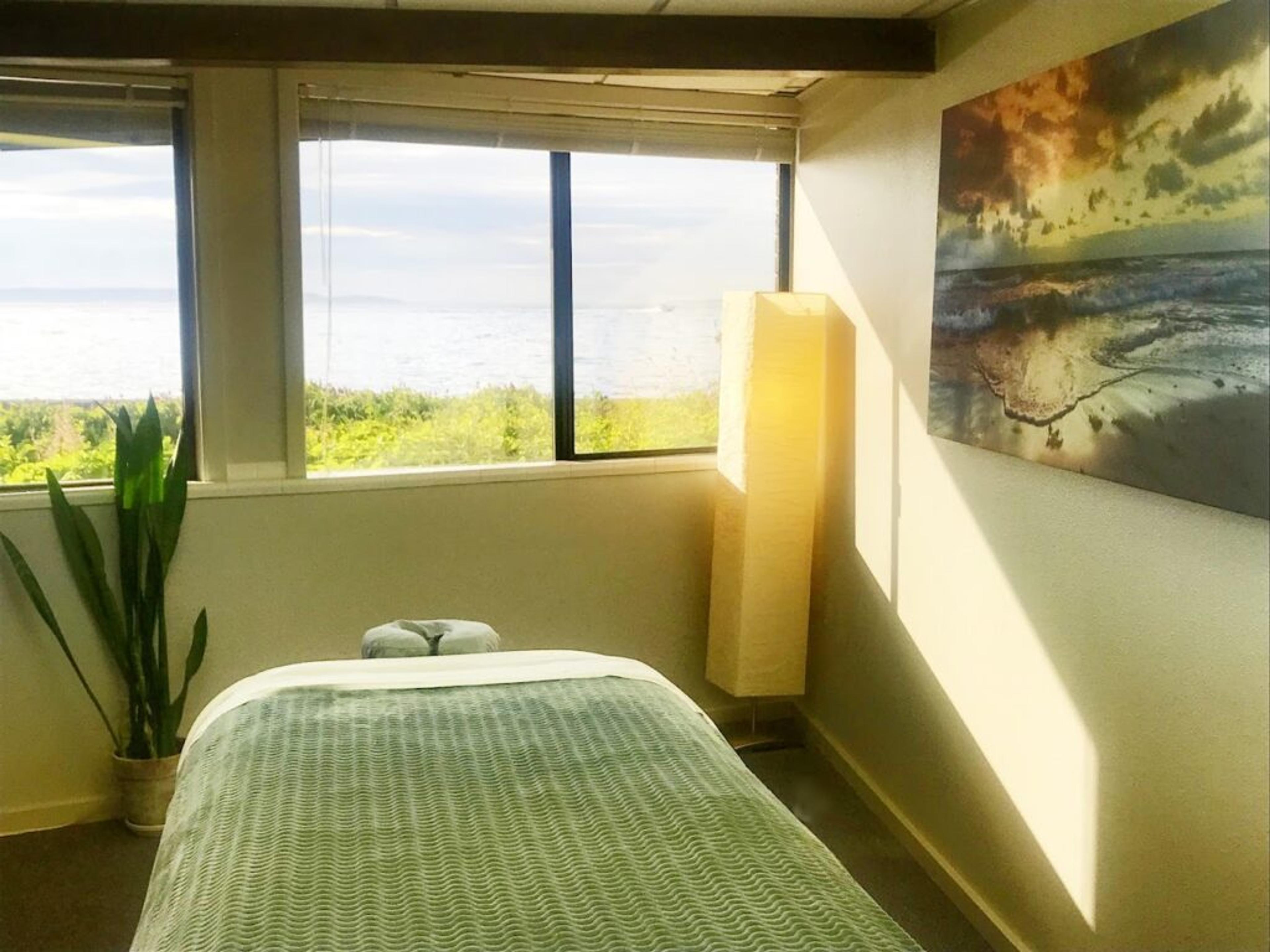 Green Leaf Body & Mind in Edmonds