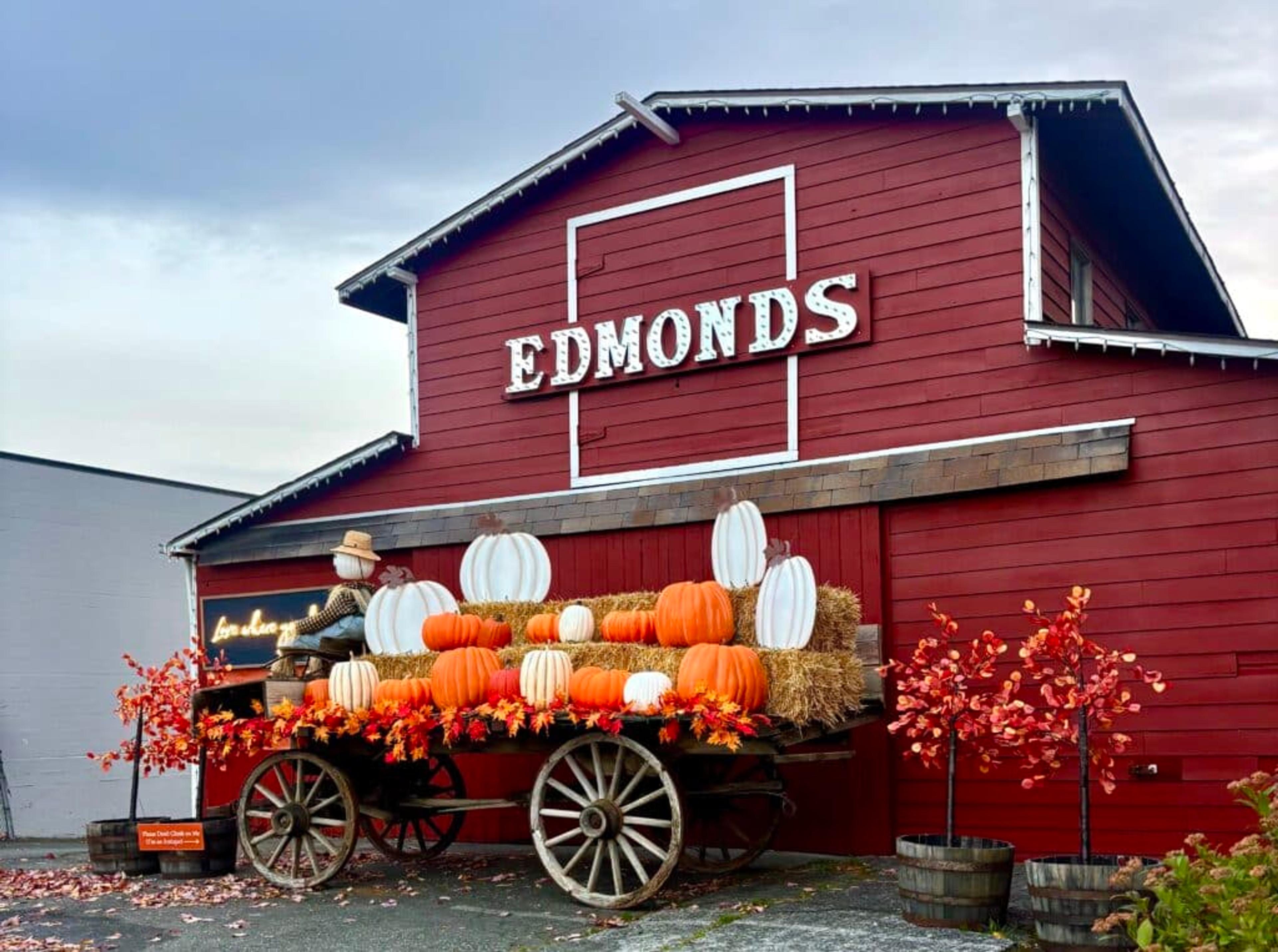 Red Barn in Edmonds, WA