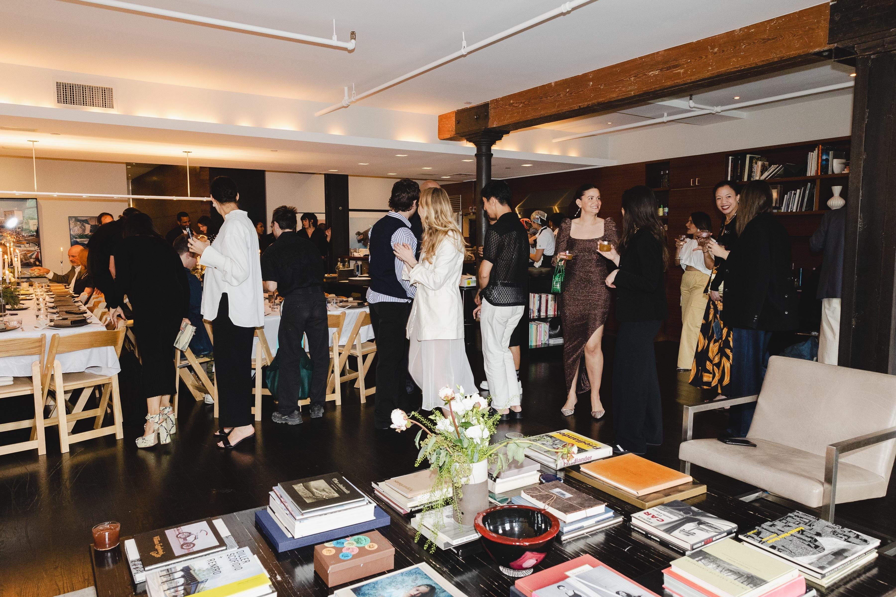 SHELLY DINNER PARTY CROWD