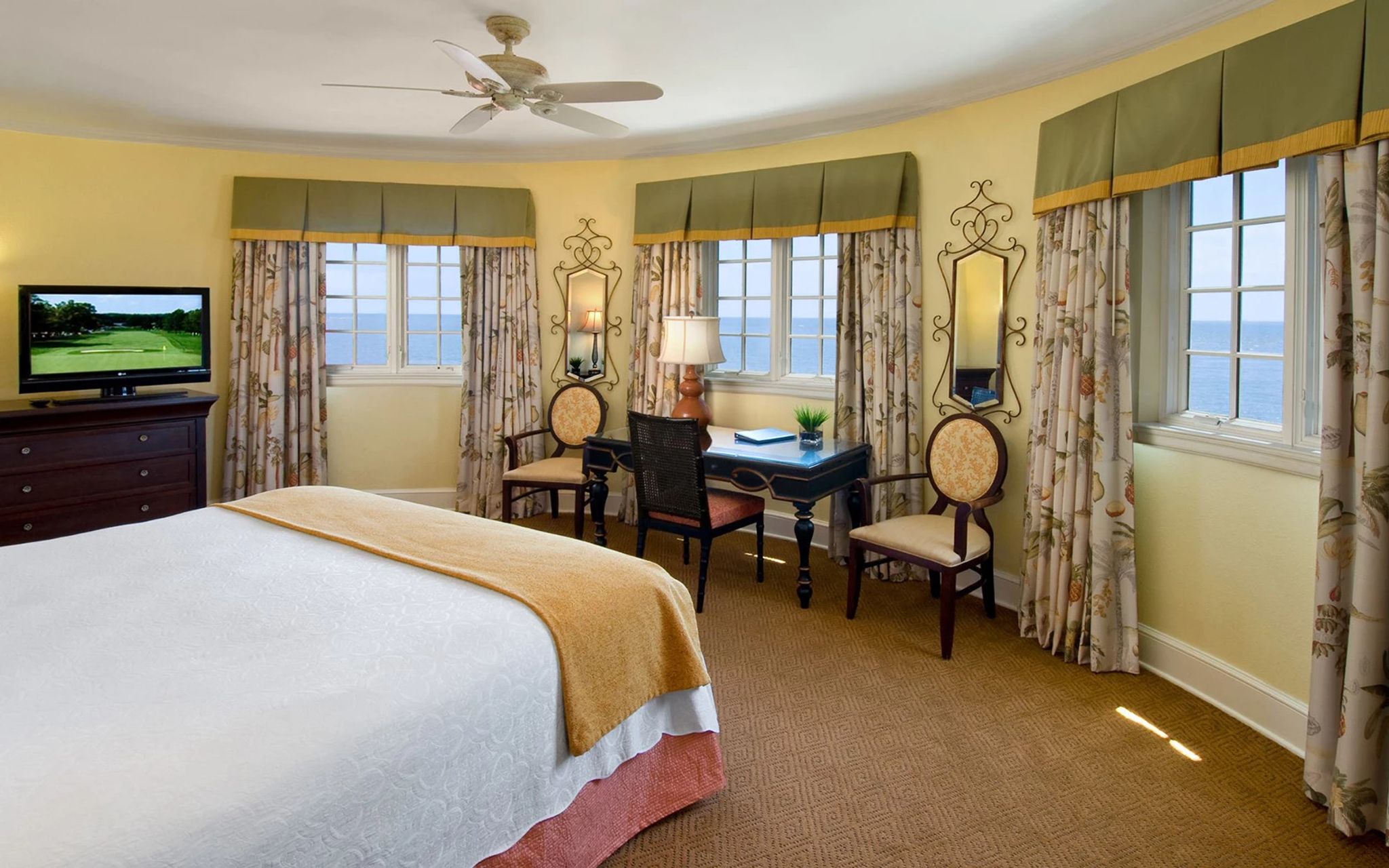 Oceanfront Suites