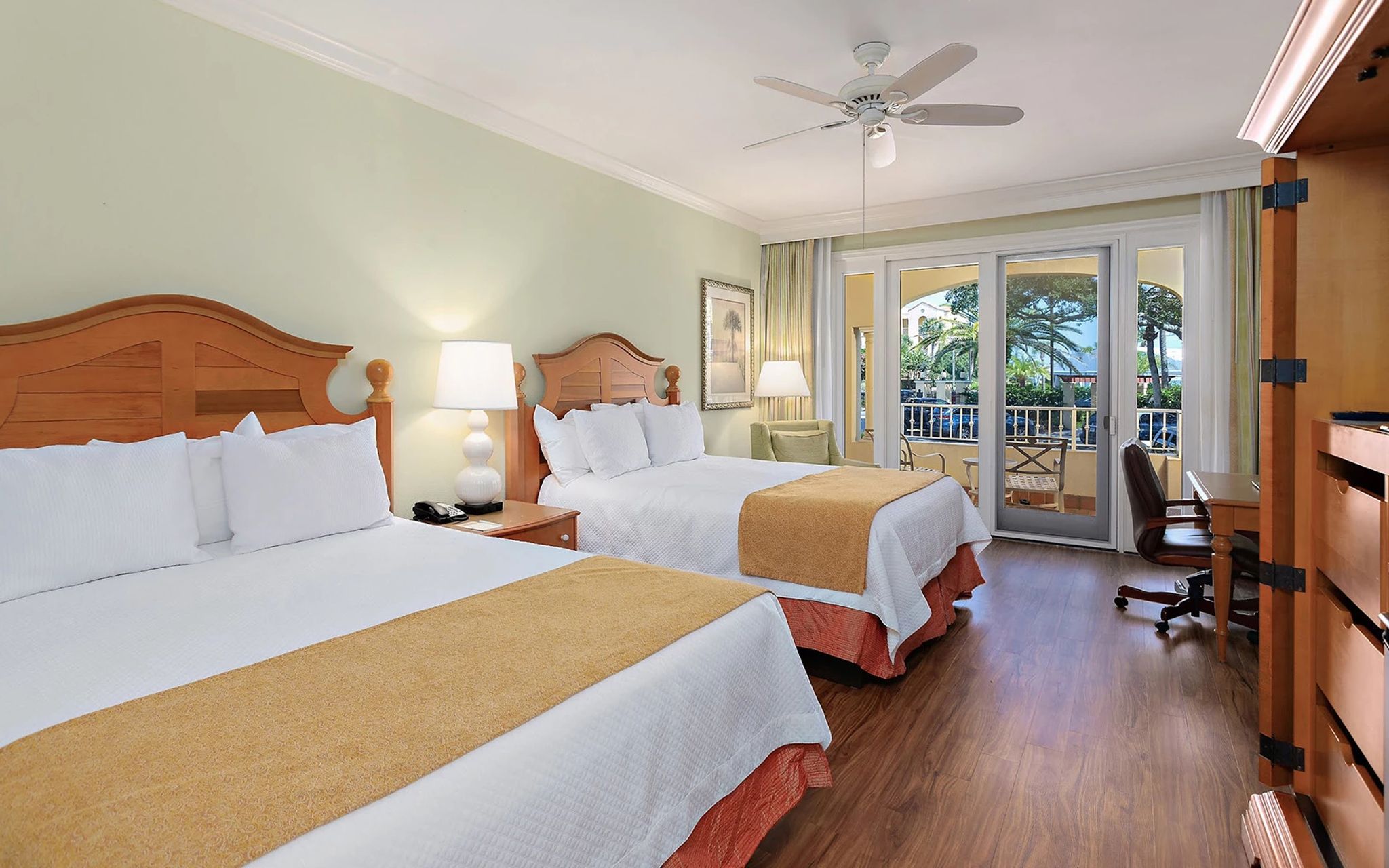 Deluxe Rooms