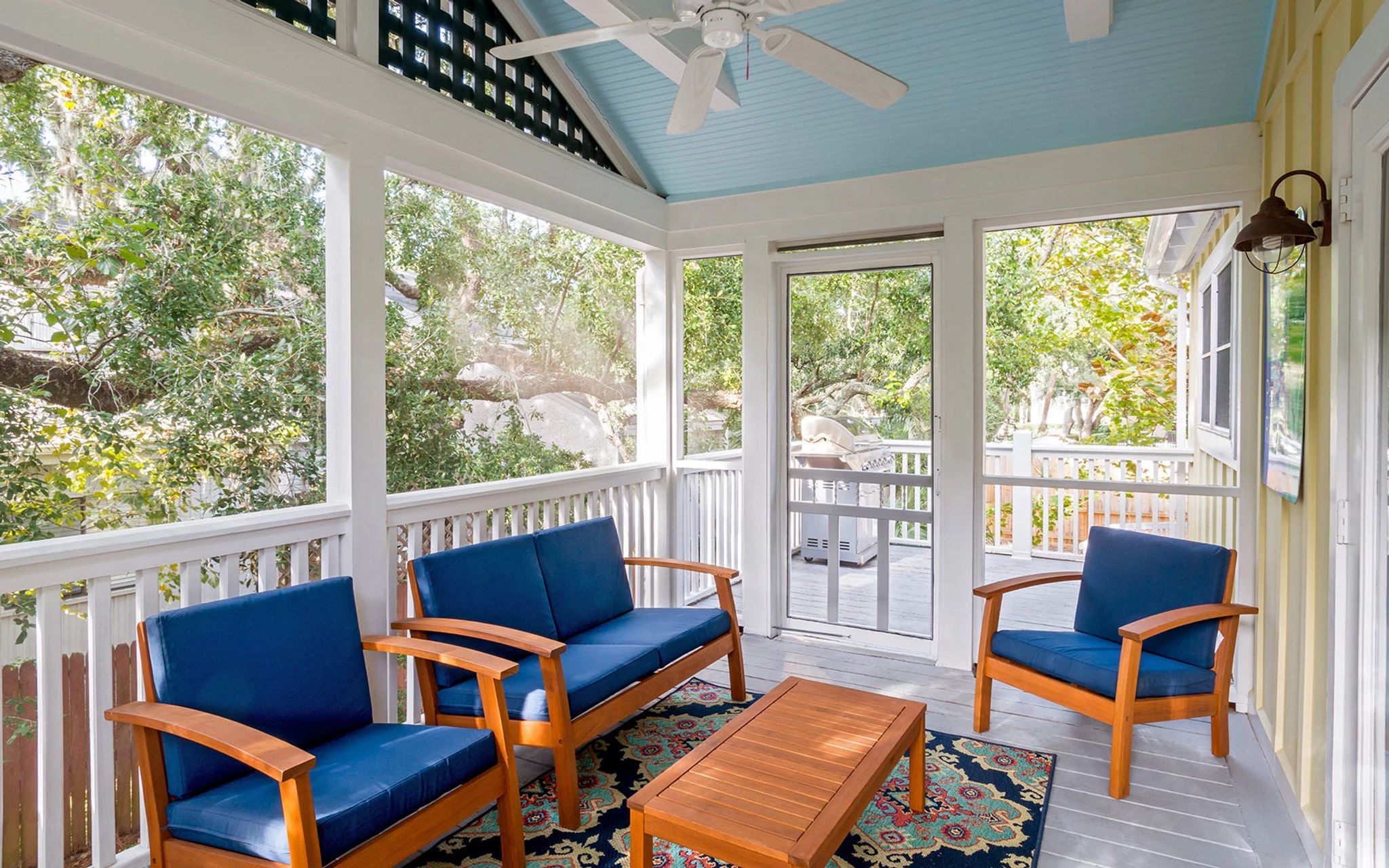 Familia Meadows House