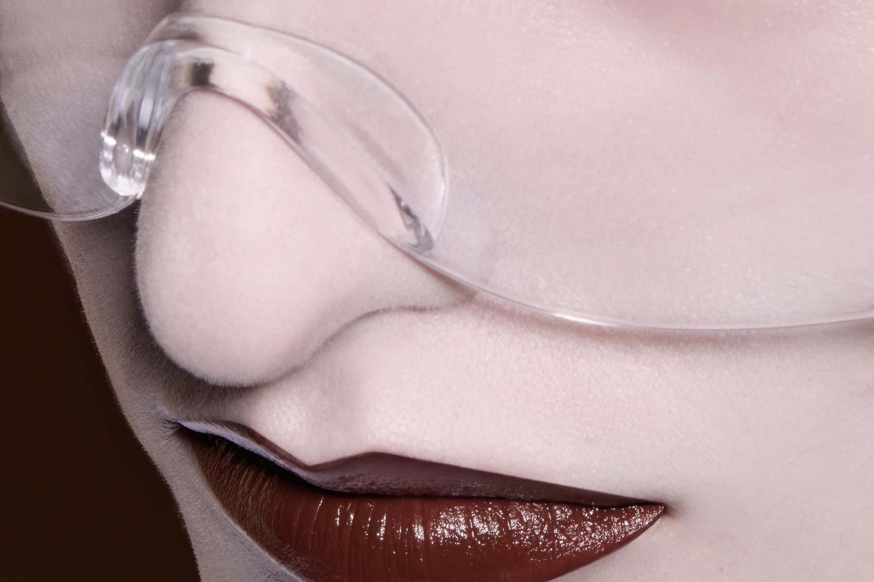 Lip Liner: Artist Color Pencil 610 'Versatile Chestnut' | Lips: Artist Color Crayon 608 'Limitless Brown'