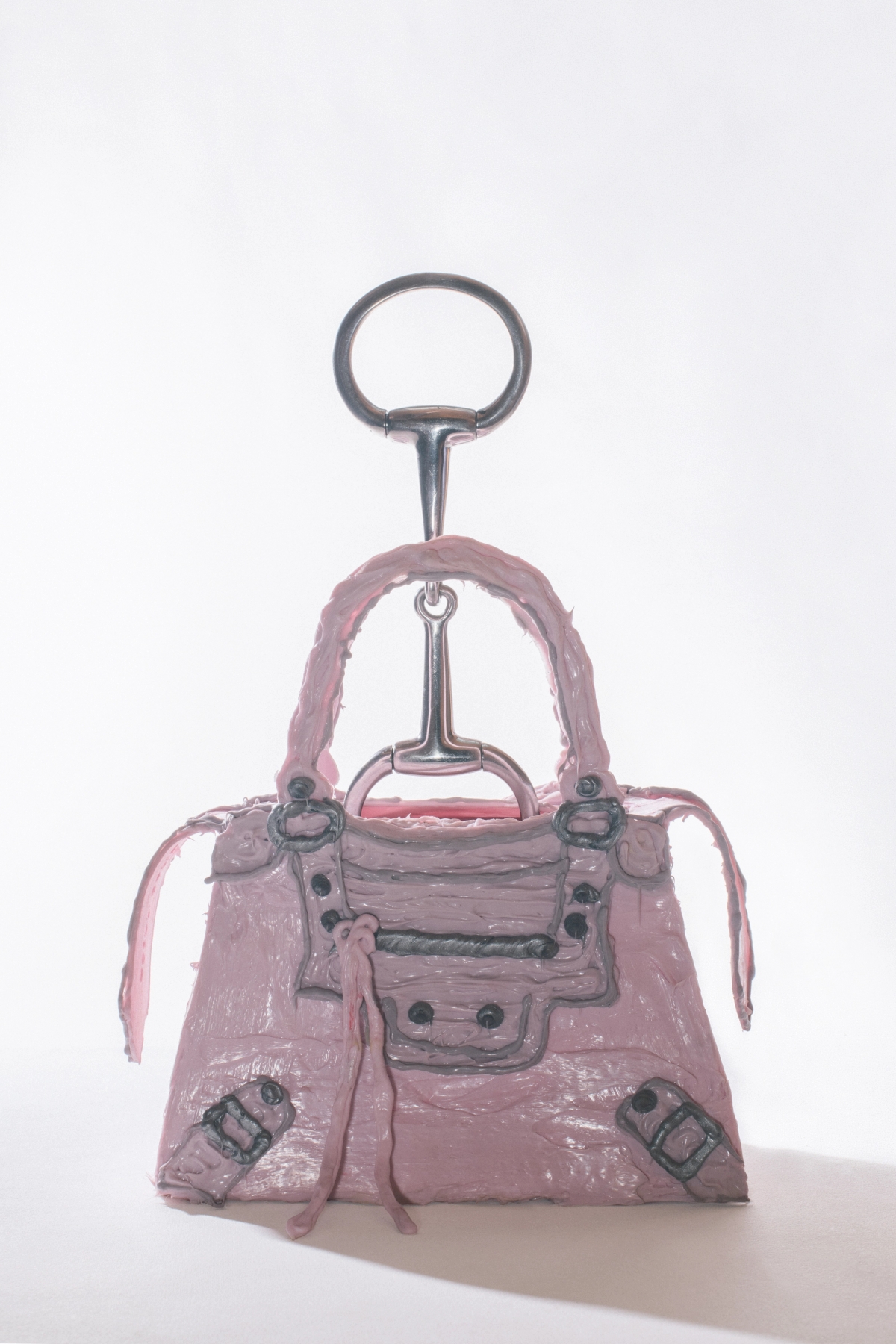 Bag inspired from Balenciaga SS21 collection, courtesy of Christin Rothe for Trolli Couture