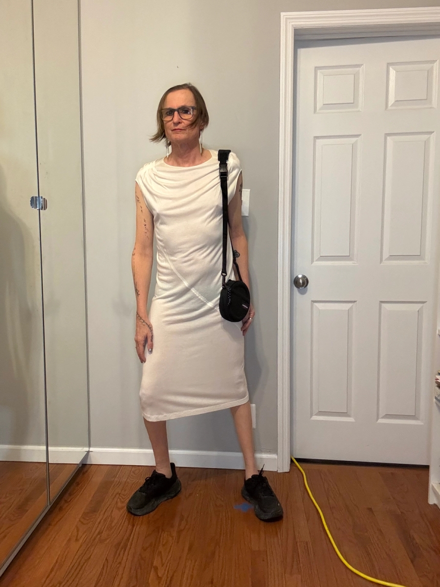 Dress Rick Owens, Shoes Hoka, Bag Telfar, Earrings gifted