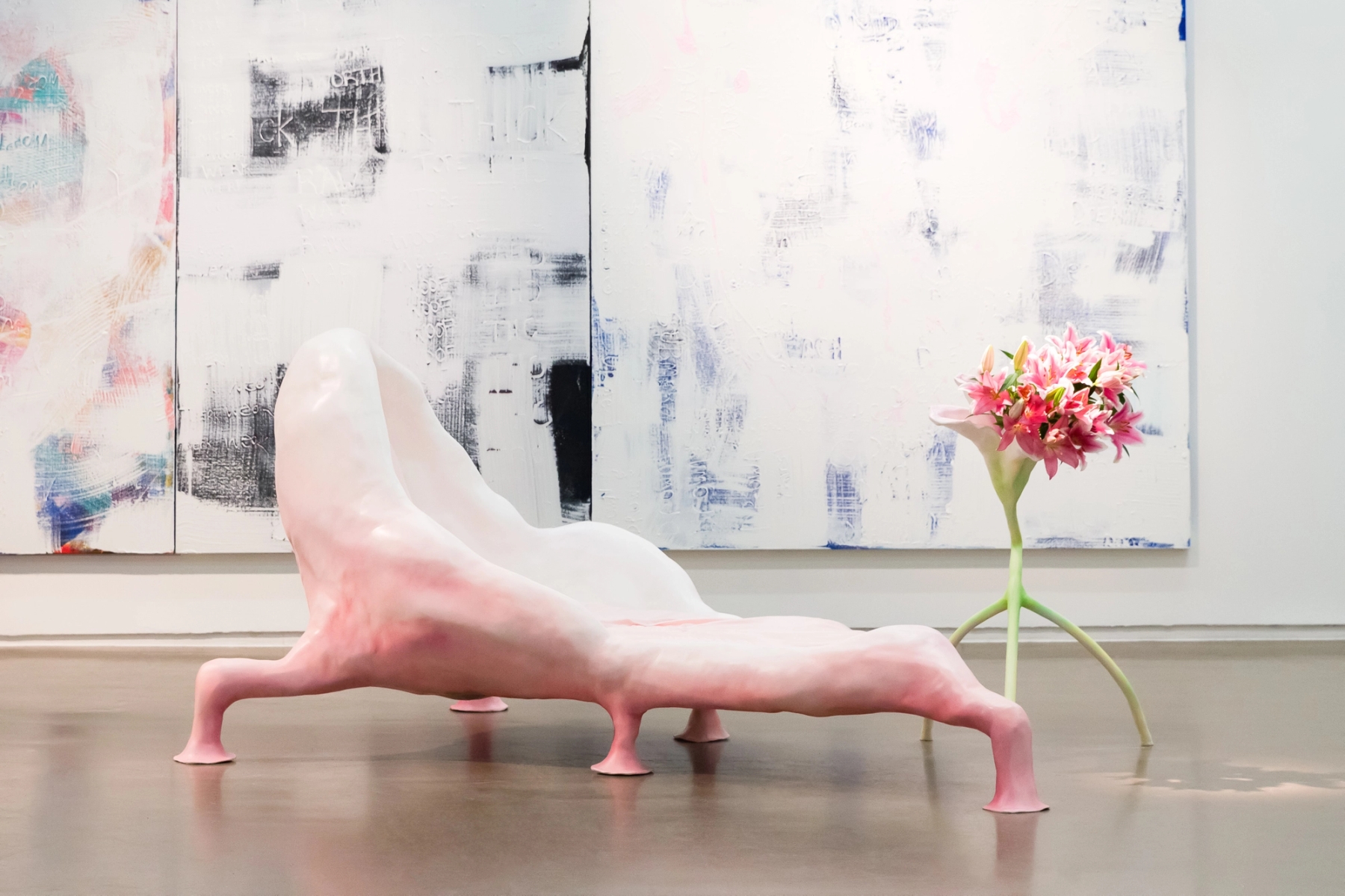 05
Ann Aagard Jensen, Richard Kennedy,
The Ball Room,
Functional Art Gallery, Peres Projects