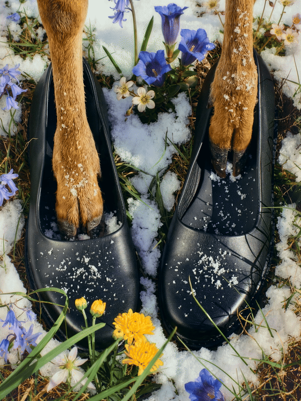 Lys Black, Vibram Sole