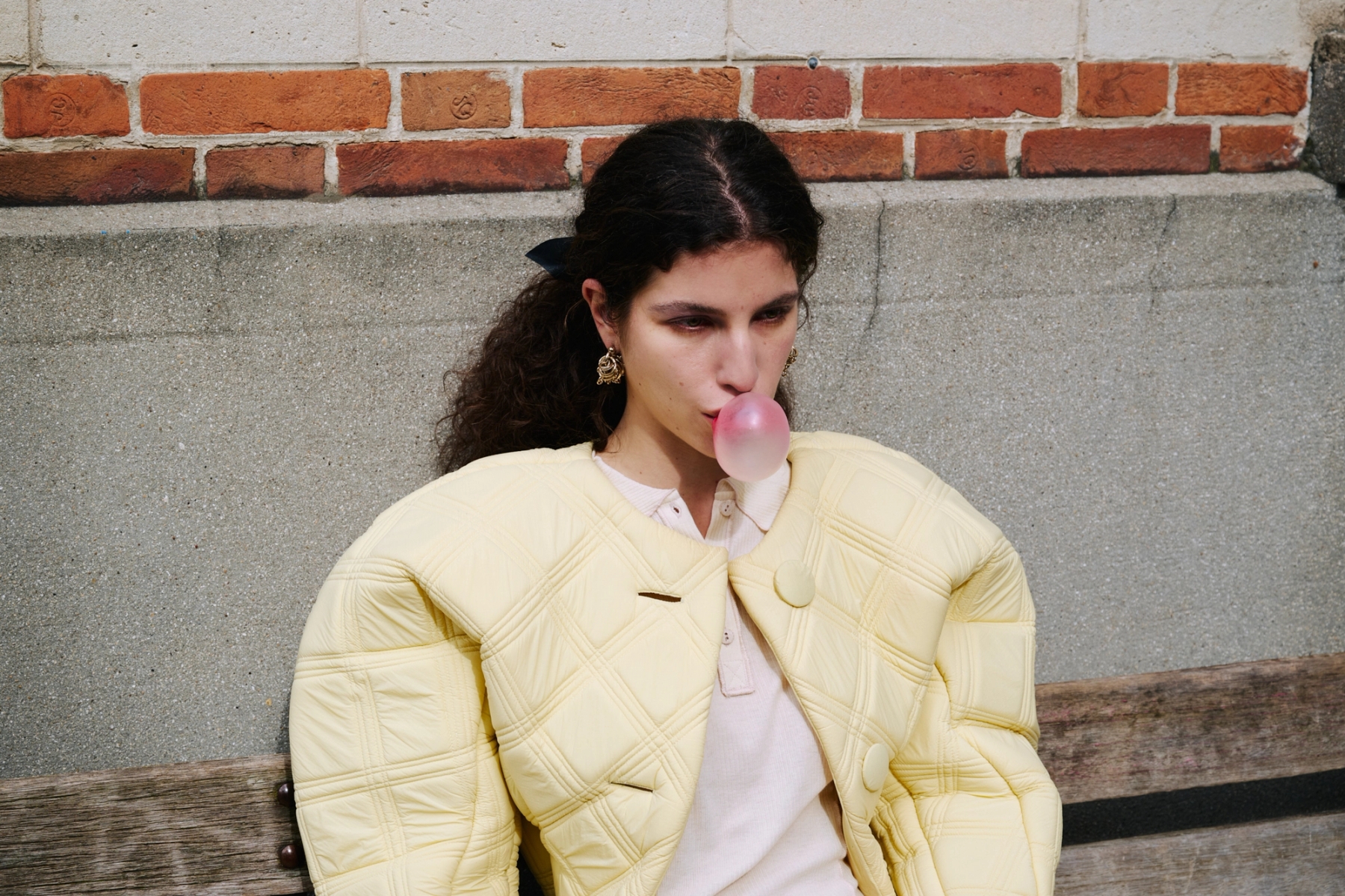 Top Baserange, Jacket Timsto, Earrings Justine Clenquet
