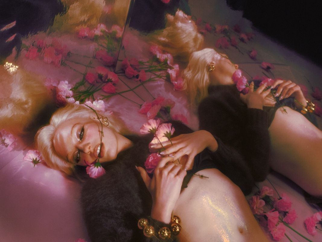 Inside Novembre Issue 18: Fran Summers by Elizaveta Porodina and Samia Giobellina