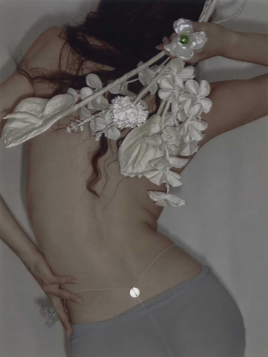 Underwear Du Ciel, Skirt Léonie Mauchant, Ring La Manso x Tétier Bijoux