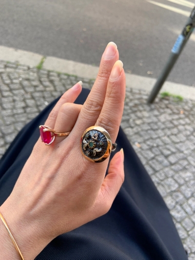 FROM LEFT TO RIGHTS ylvie Auvray, Artist, Paris, Bronze, gold and
silver painted rings

Anne Dressen, Curator, Paris, Personal jewellery, by Betony Vernon,
Ligia Dias, Sylvie, Auvray, Sylvie Auvray, in collaboration with, Lee SD, Costanza, Paris & Mended Veil, Photography by Shahryar Nashata

Andra Dumitrascu, Designer, Berlin, “The first jewellery I designed myself for myself, and the first jewellery my family designed for me.”