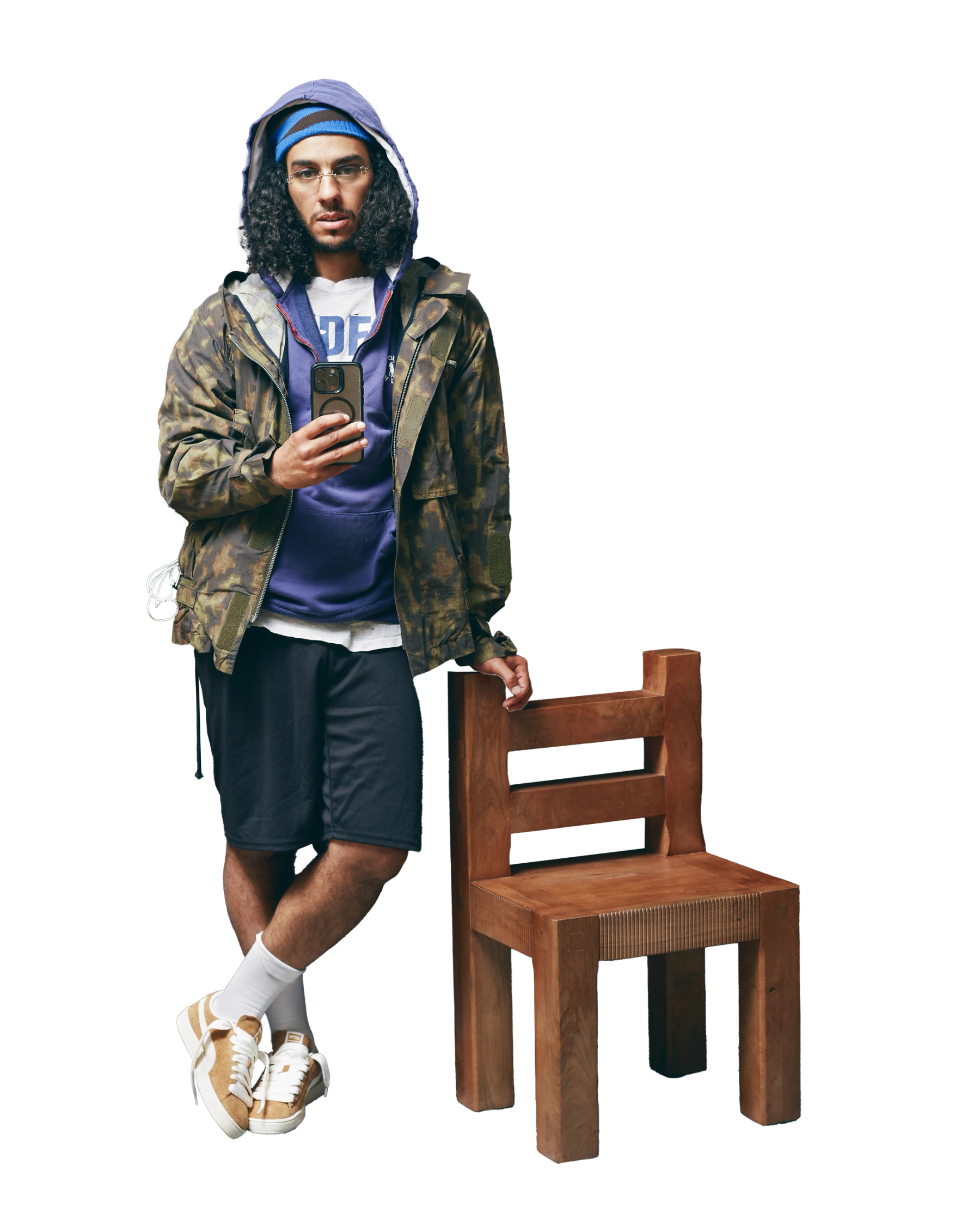 T-shirt, Shorts & Beanie vintage, Sweater Ralf Lauren, Jacket Dries Van Noten, Shoes Puma, Glasses Cartier