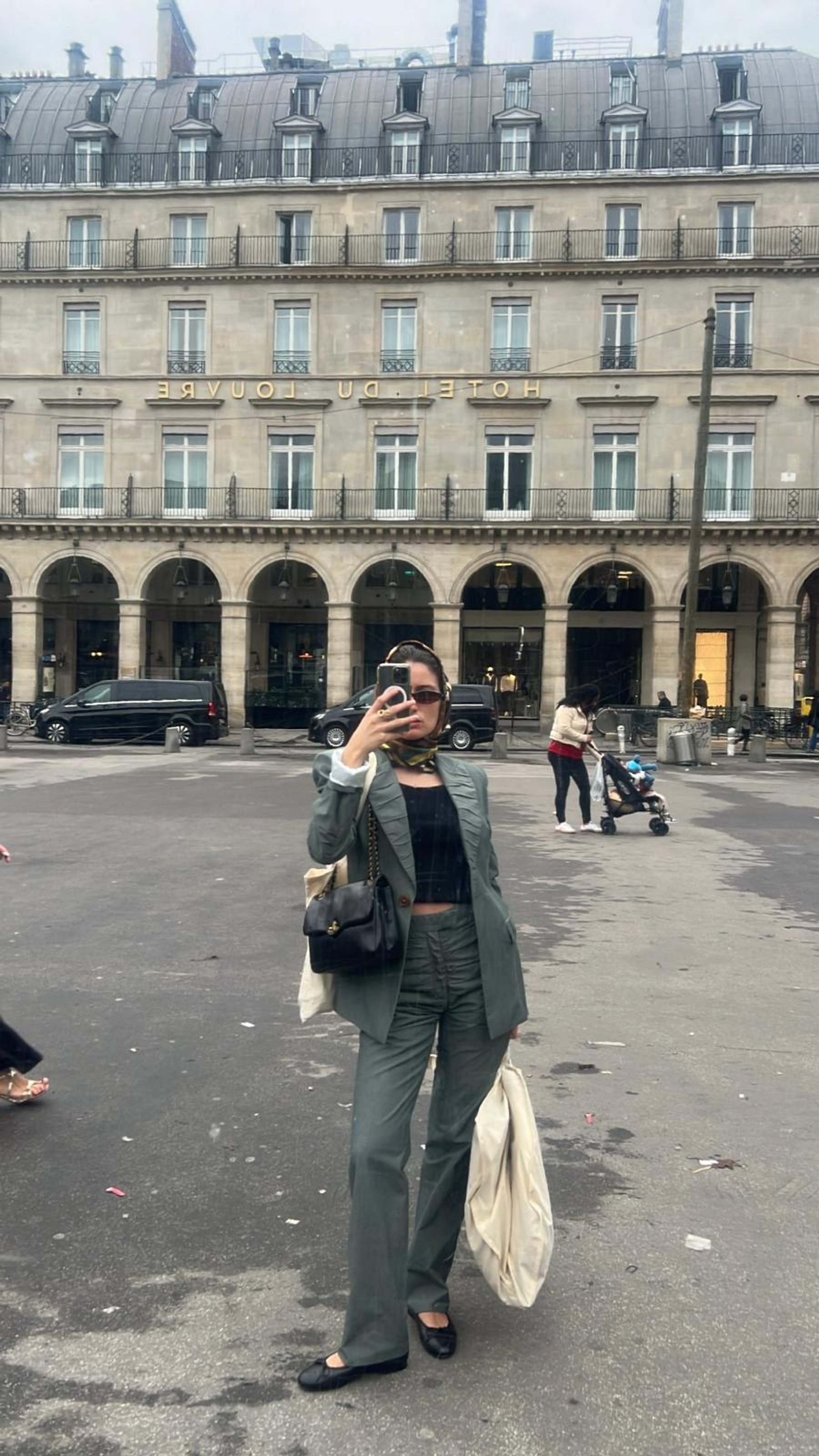 Top & Sunglasses vintage, Scarf, Suit & Bag Vivienne Westwood, Ballerinas Chanel