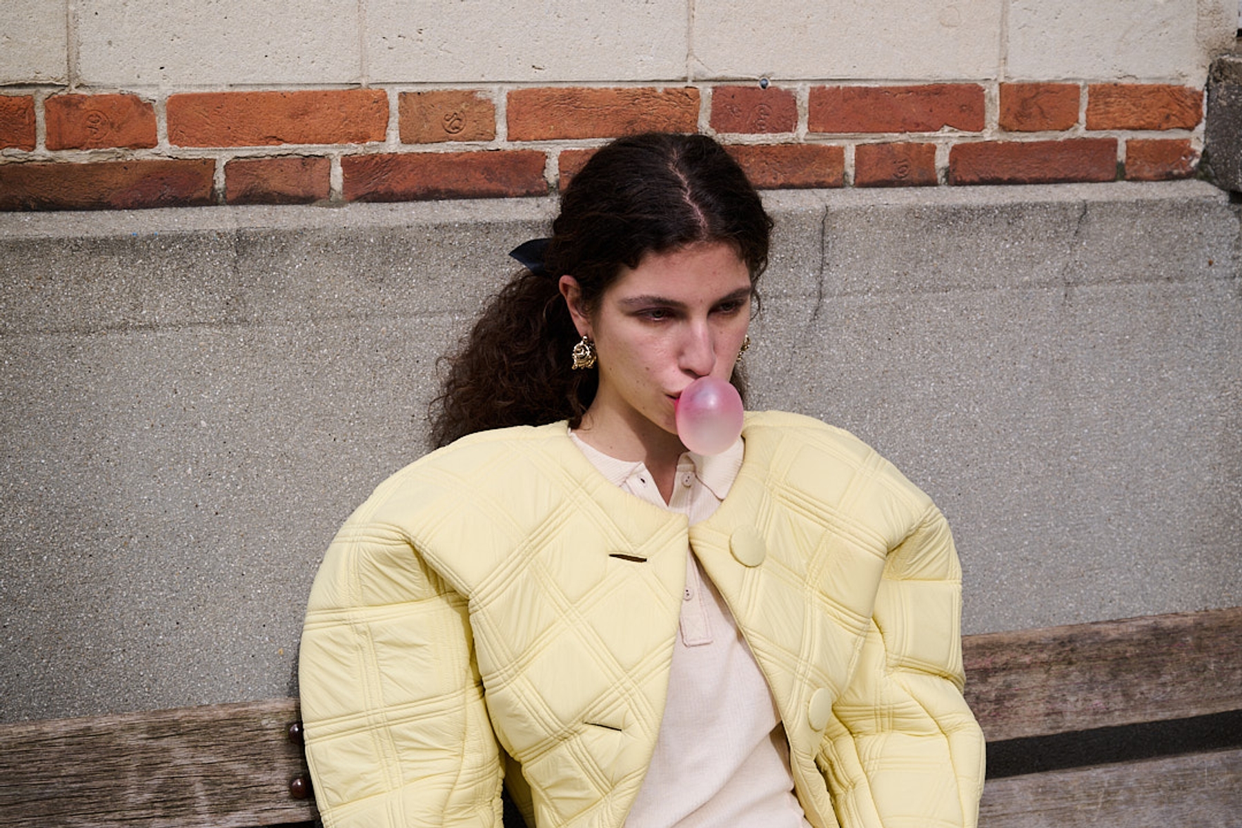 Top Baserange, Jacket Timsto, Earrings Justine Clenquet
