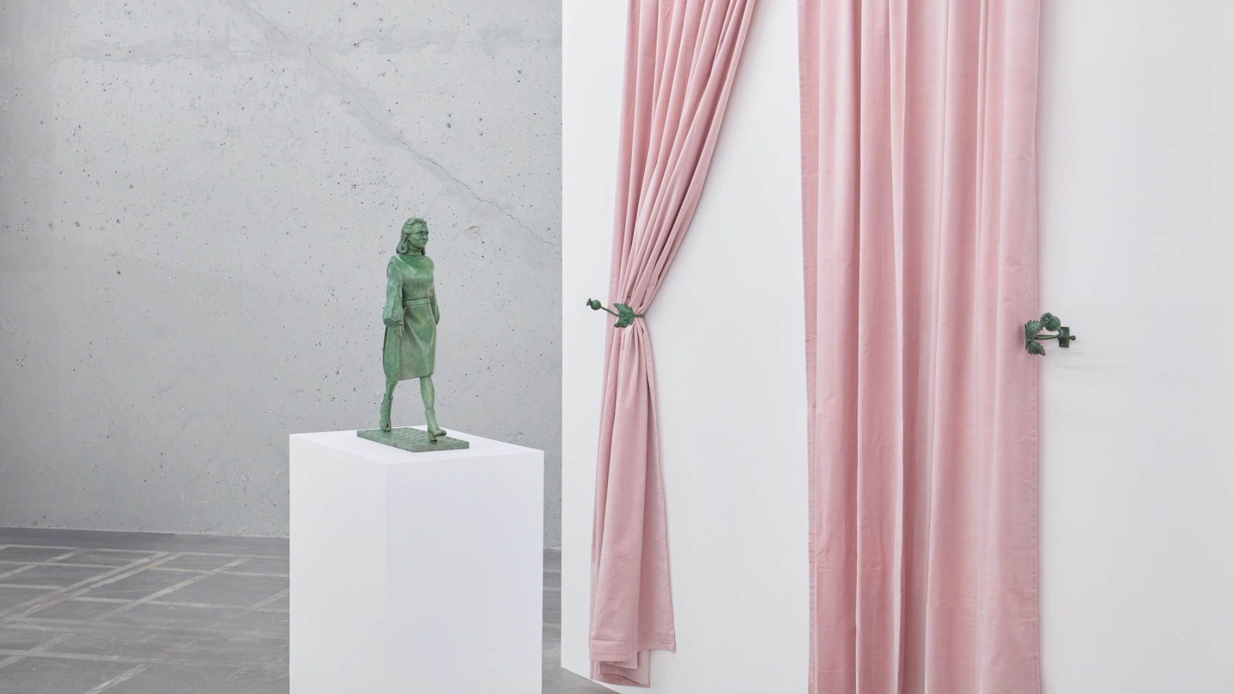 Nicolas G. Miller · Castle, Los Angeles