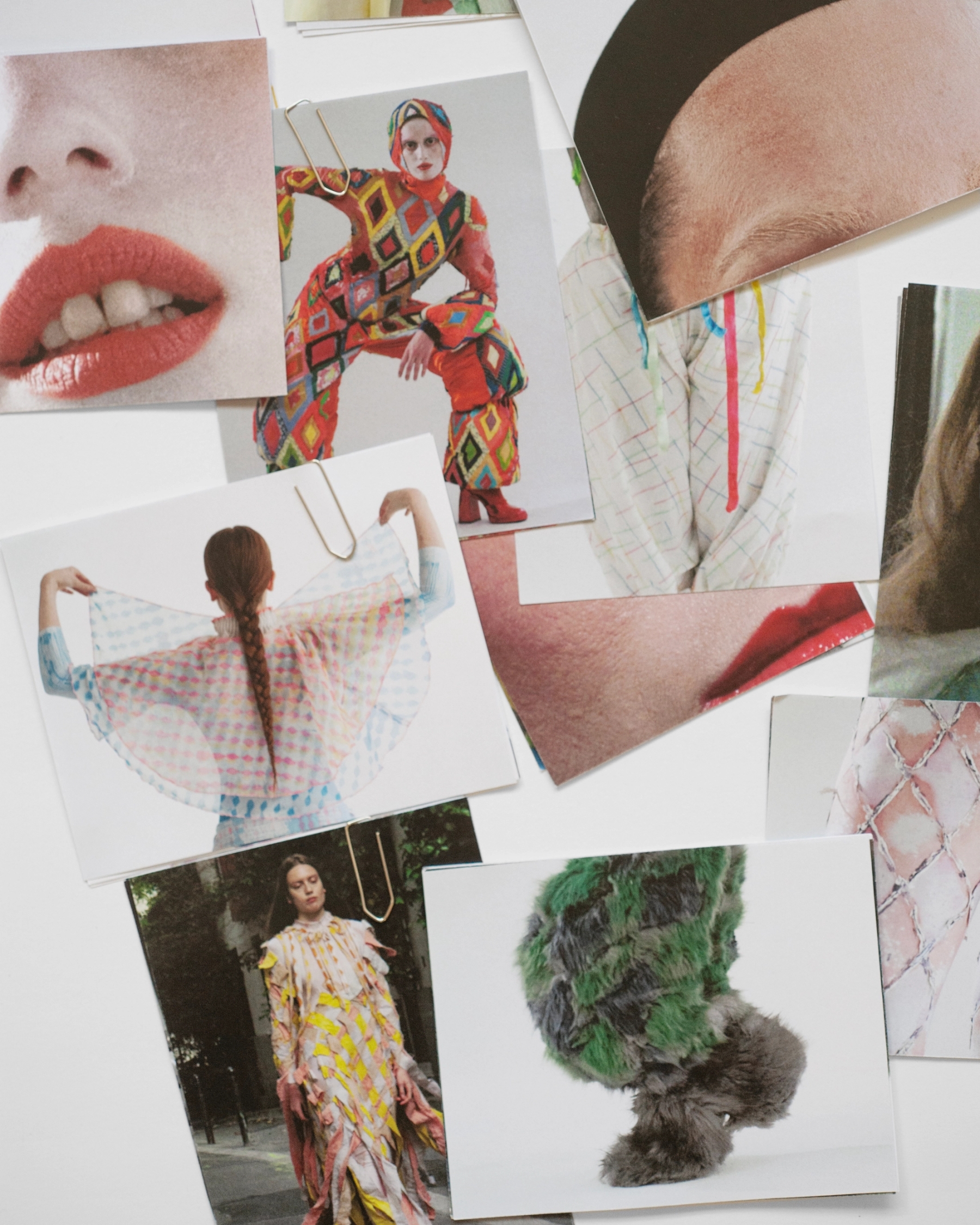 Left to right: Lilia Dilmi, Camille Jaxel-
Pierre, Camille Epain, Juliette
Augrit, Clémence Molinari,  Eleonore
Bossis 