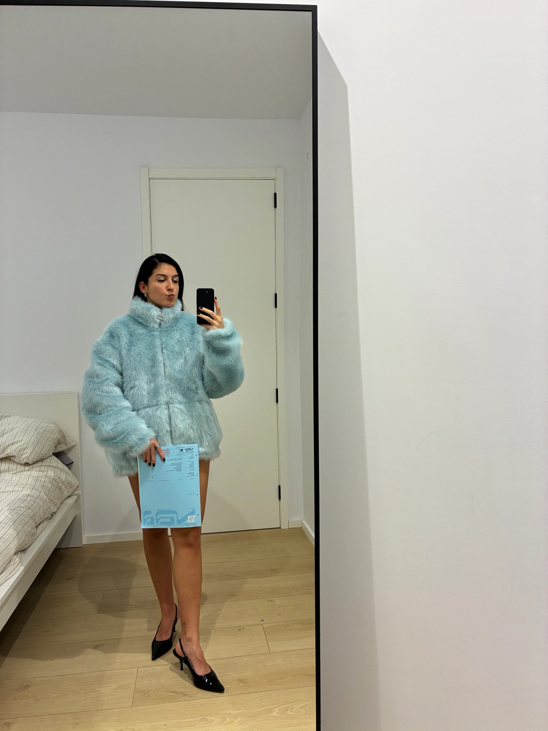 Coat Palace, Shoes Vintage, Book: Virgil Abloh Archive Book Paris