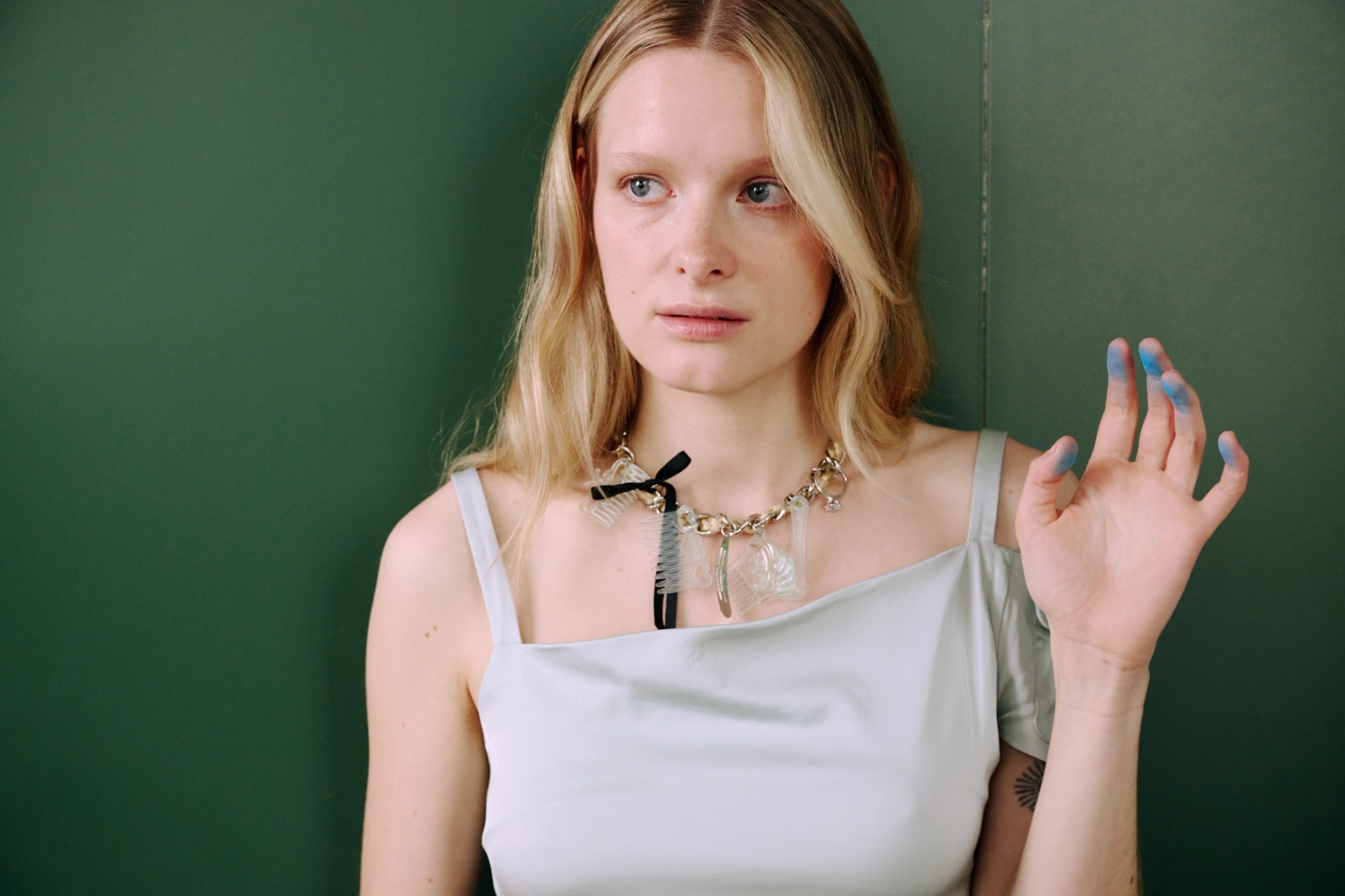 Top  Miista, Necklace D’Heygere x Jenny Fax

