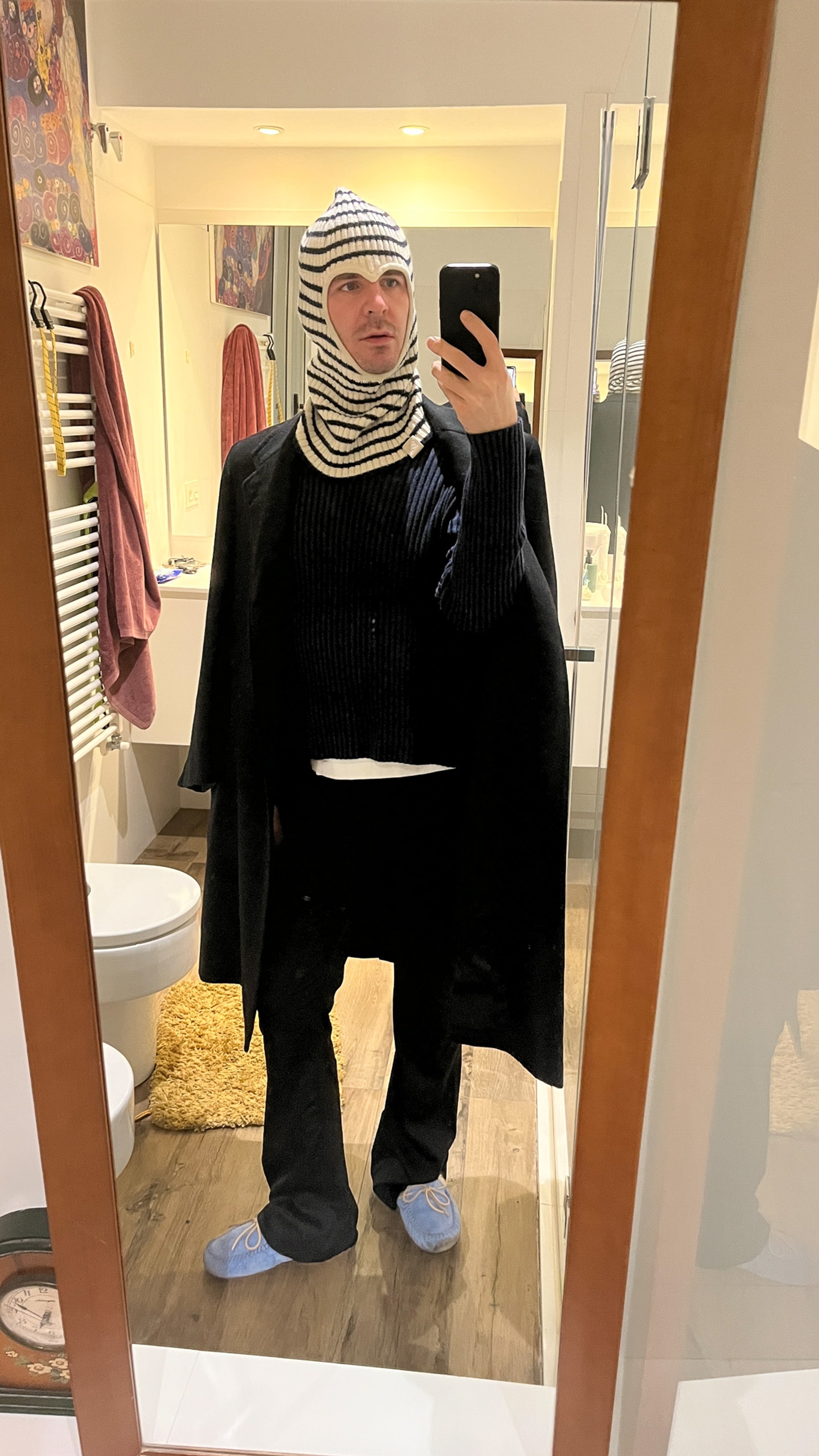 Shoes UGG Heart, Balaclava Loewe Rest Vintage