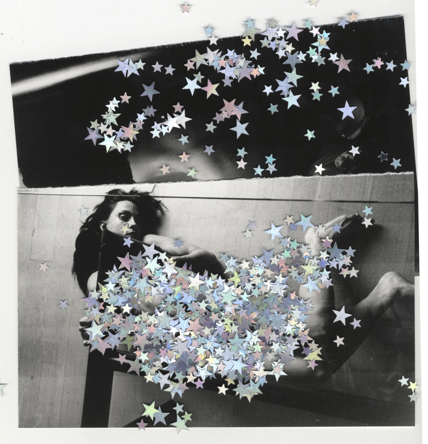 Skirt/ Scarf Issey Miyake, Body Jewellery Stylist's own