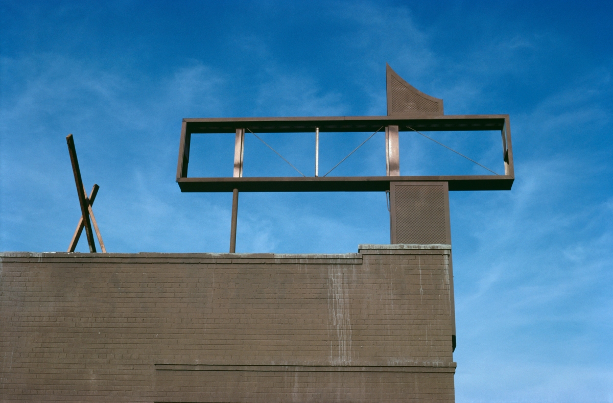 Pippa Garner, Un(tit)led (Blue Sky, Empty Sign), 1984