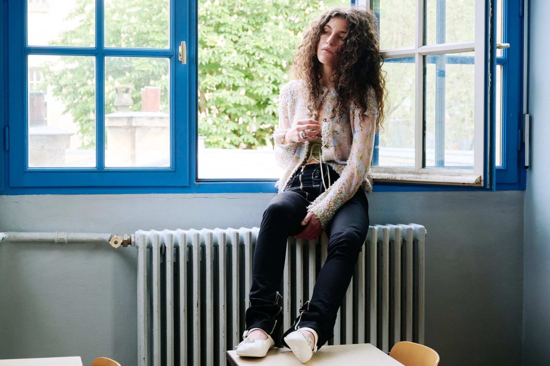 Top ATH, Cardigan Diesel, Jeans Angelica Montini, Shoes Camper, Ring Camille Surault 



