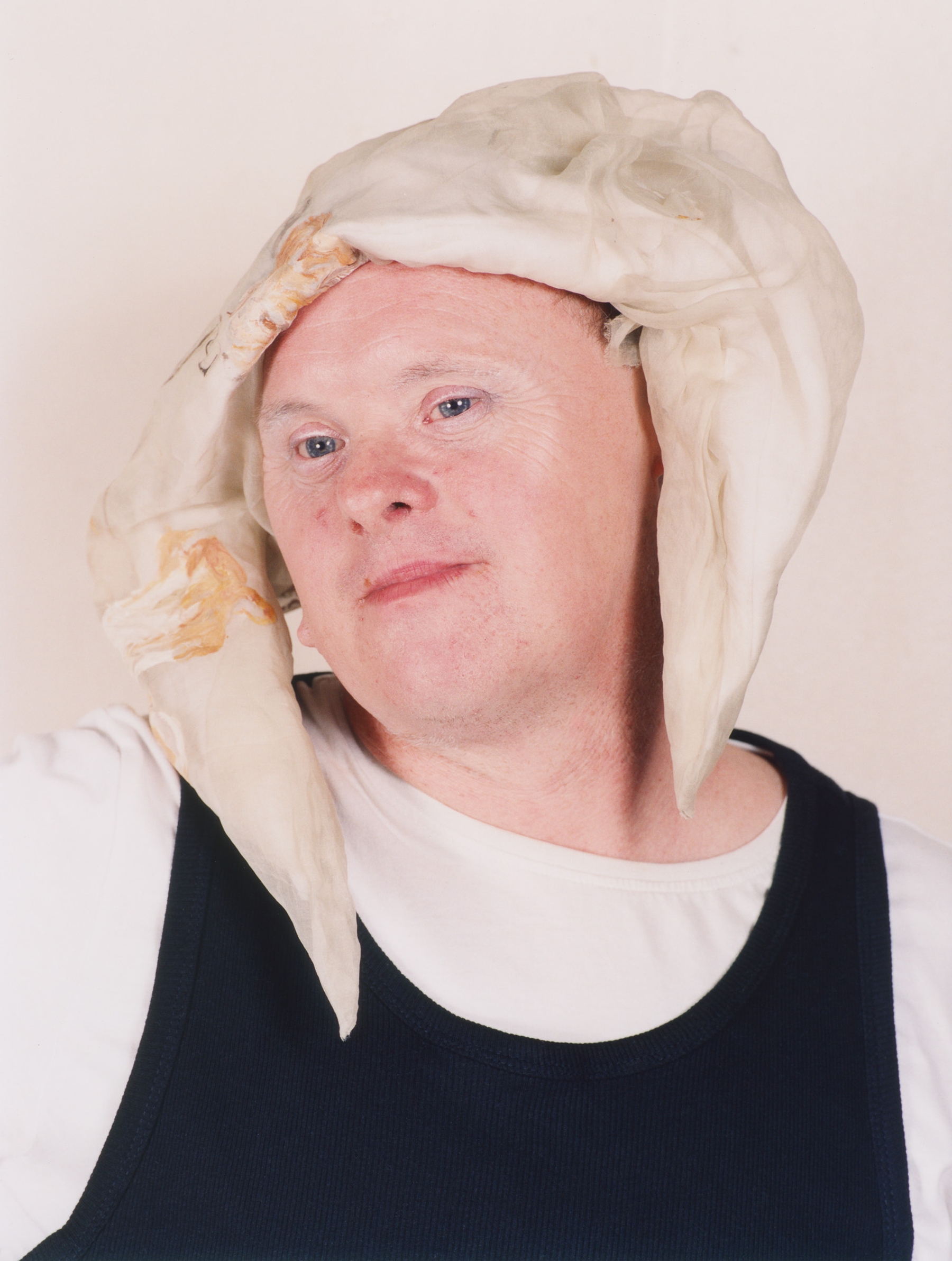 Davina Starr | T-Shirt and vest: Talent’s own, Hat: Paolo Carzana