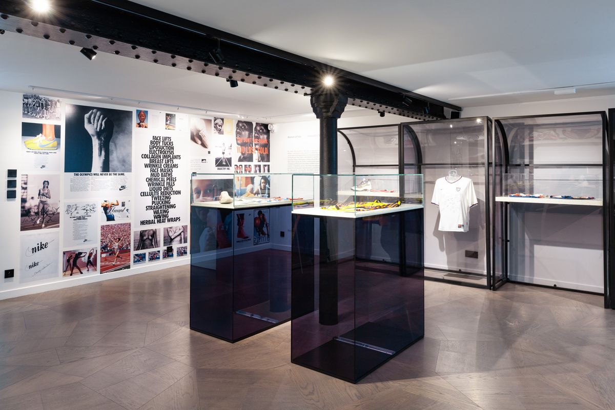 <em>WOMEN OF NIKE</em> Exhibition and book by NOVEMBRE